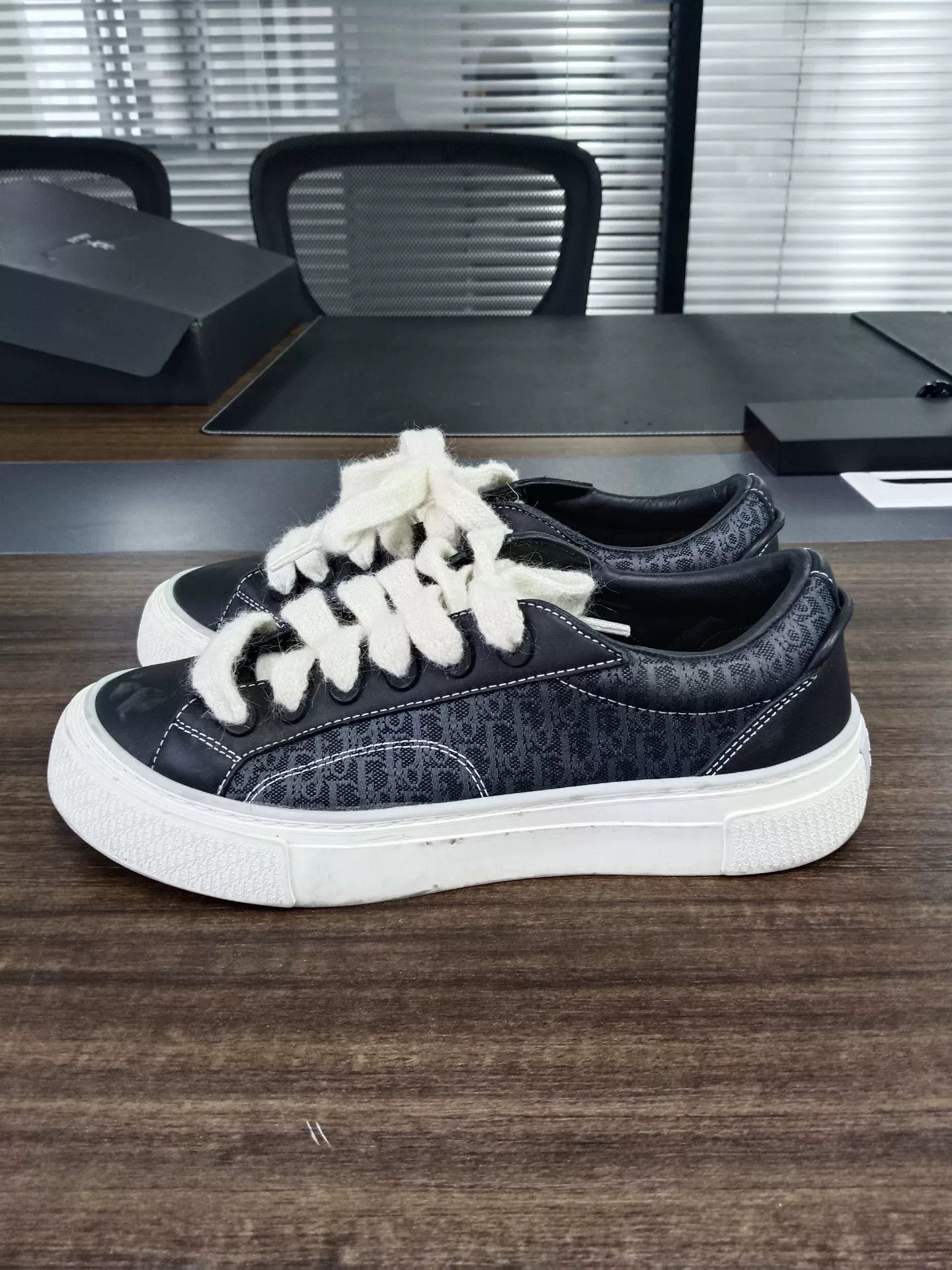 Dior Dior B33 Oblique Low-Top Sneakers Size 41 Size US 8 / EU 41 - 3 Thumbnail