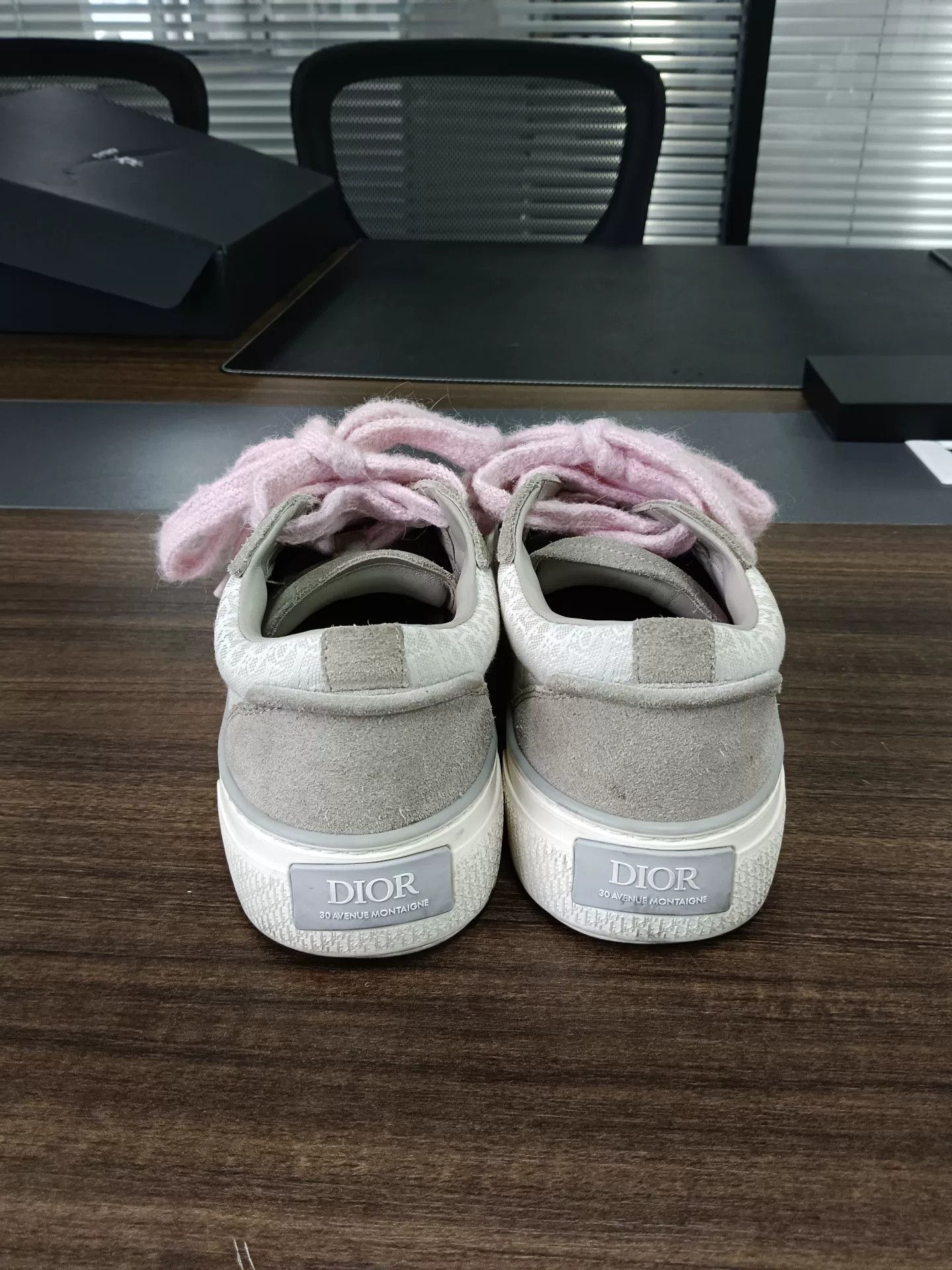 Dior Dior B33 Gray Suede Pink Lace Sneakers EU 42 Size US 9 / EU 42 - 5 Thumbnail