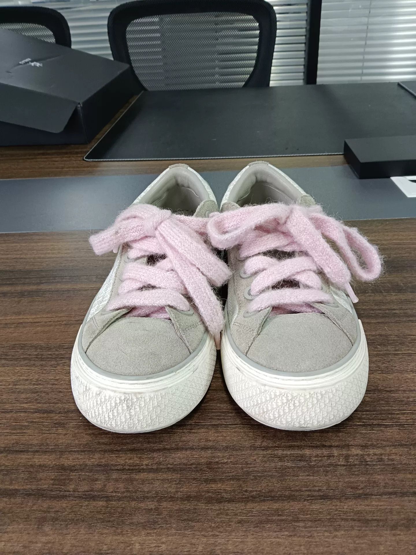 Dior Dior B33 Gray Suede Pink Lace Sneakers EU 42 Size US 9 / EU 42 - 4 Thumbnail
