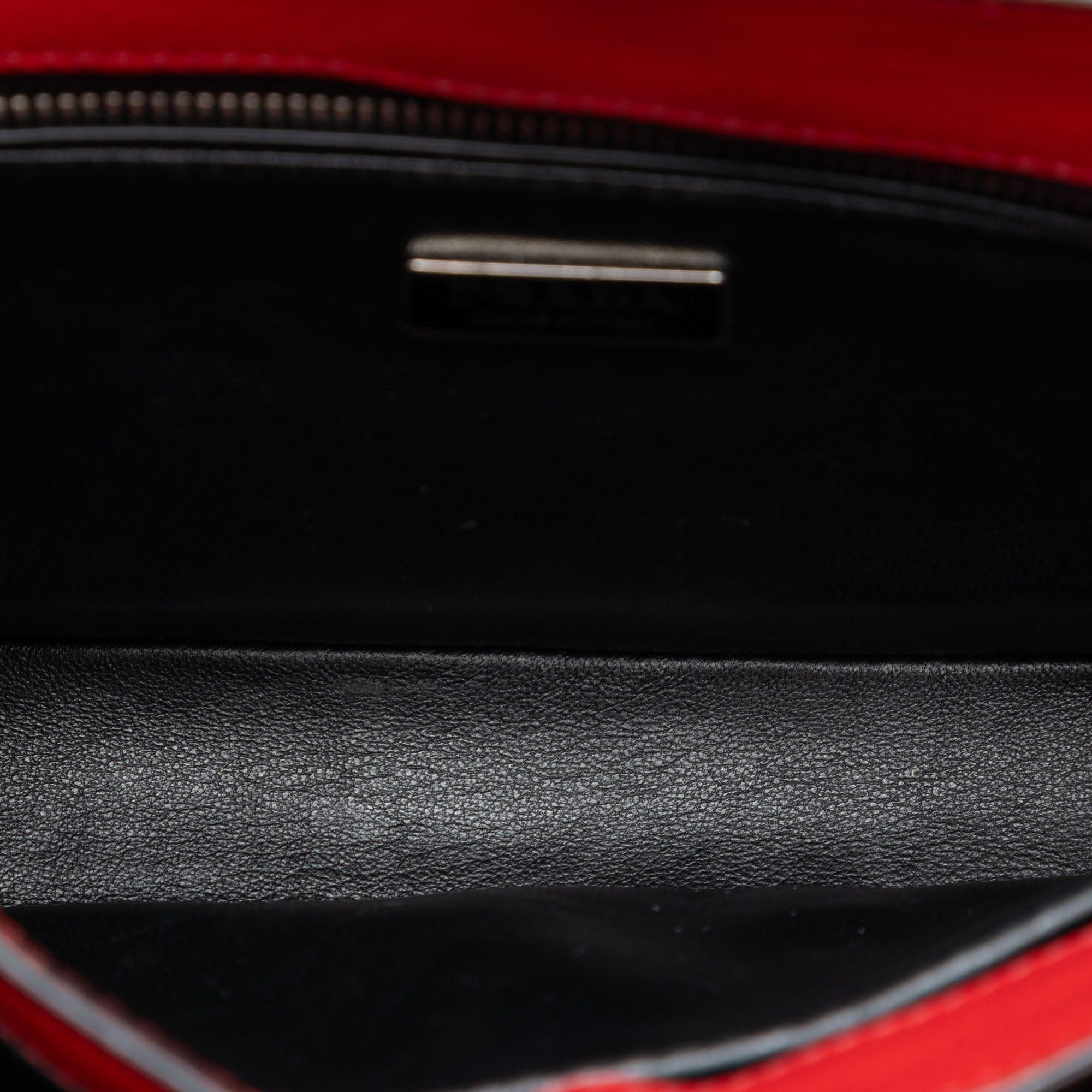 Prada Glace Calf Arcade Crossbody Size ONE SIZE - 4 Thumbnail