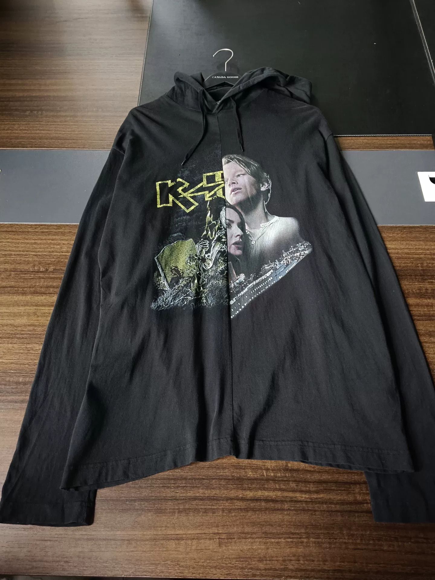 Vetements Vetements Titanic Print Hoodie Size S Size US S / EU 44-46 / 1 - 2 Thumbnail