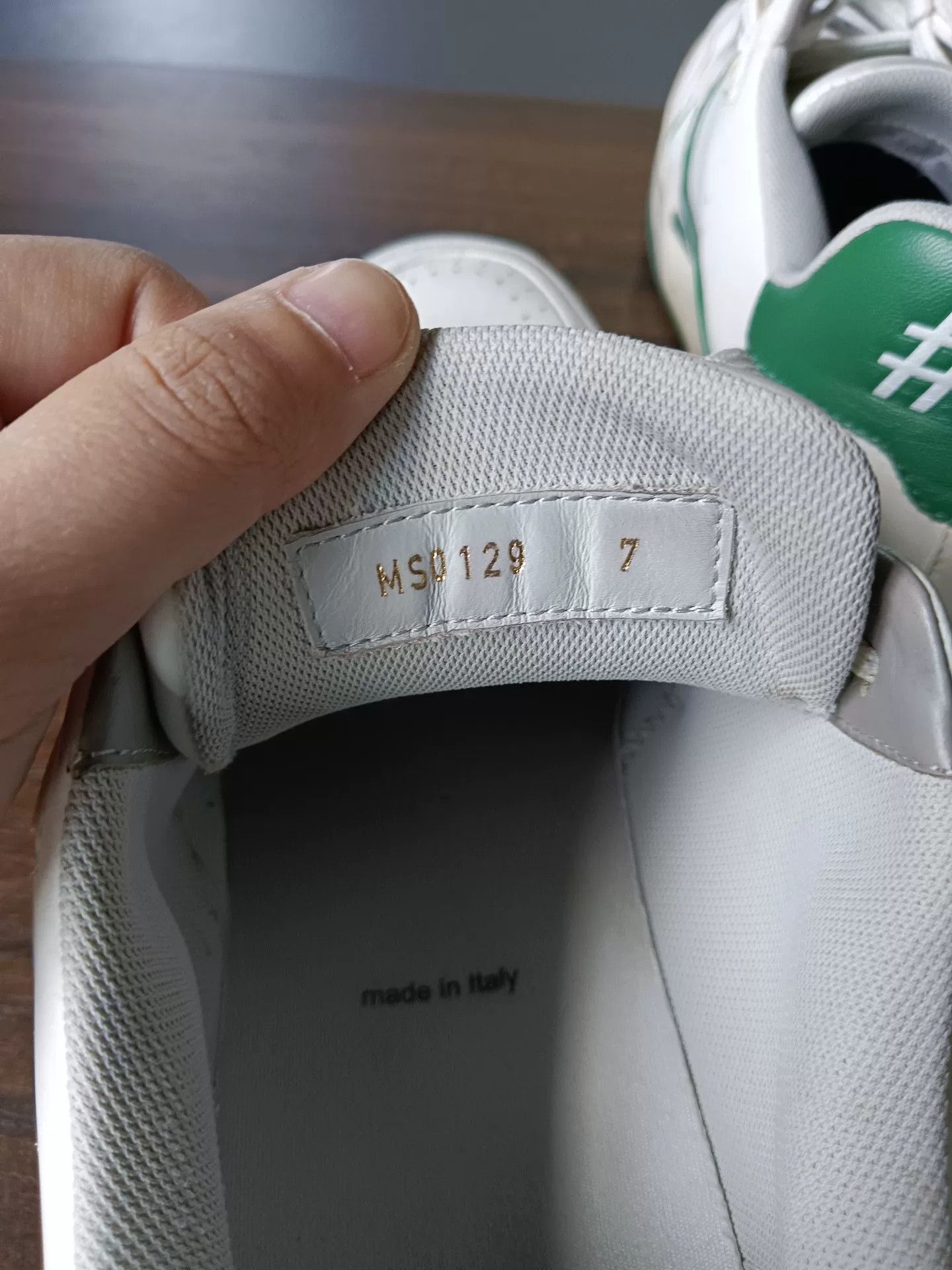 Louis Vuitton Louis Vuitton White Green Trainer Sneakers Size 7 Size US 8 / EU 41 - 6 Thumbnail