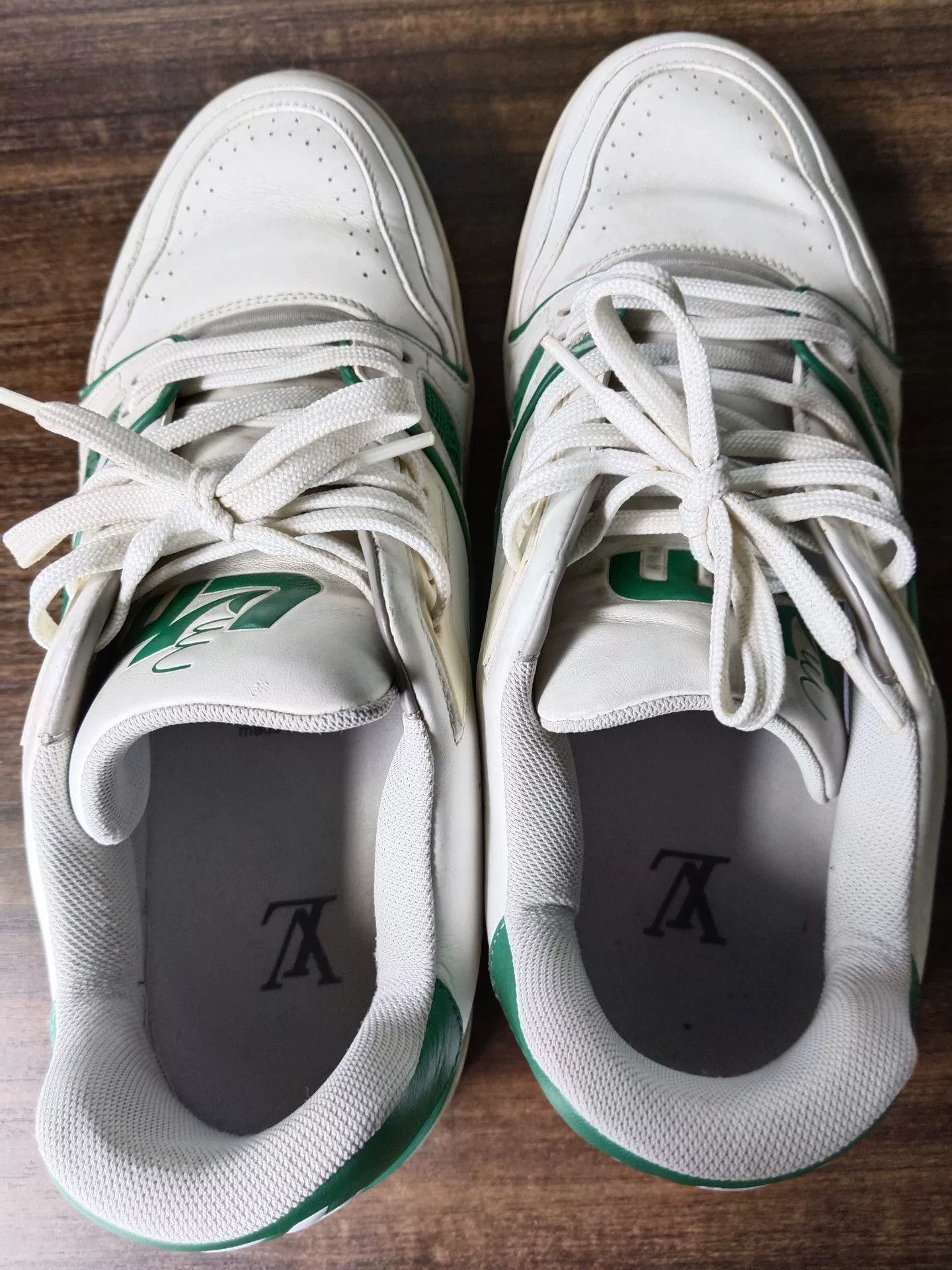 Louis Vuitton Louis Vuitton White Green Trainer Sneakers Size 7 Size US 8 / EU 41 - 7 Thumbnail