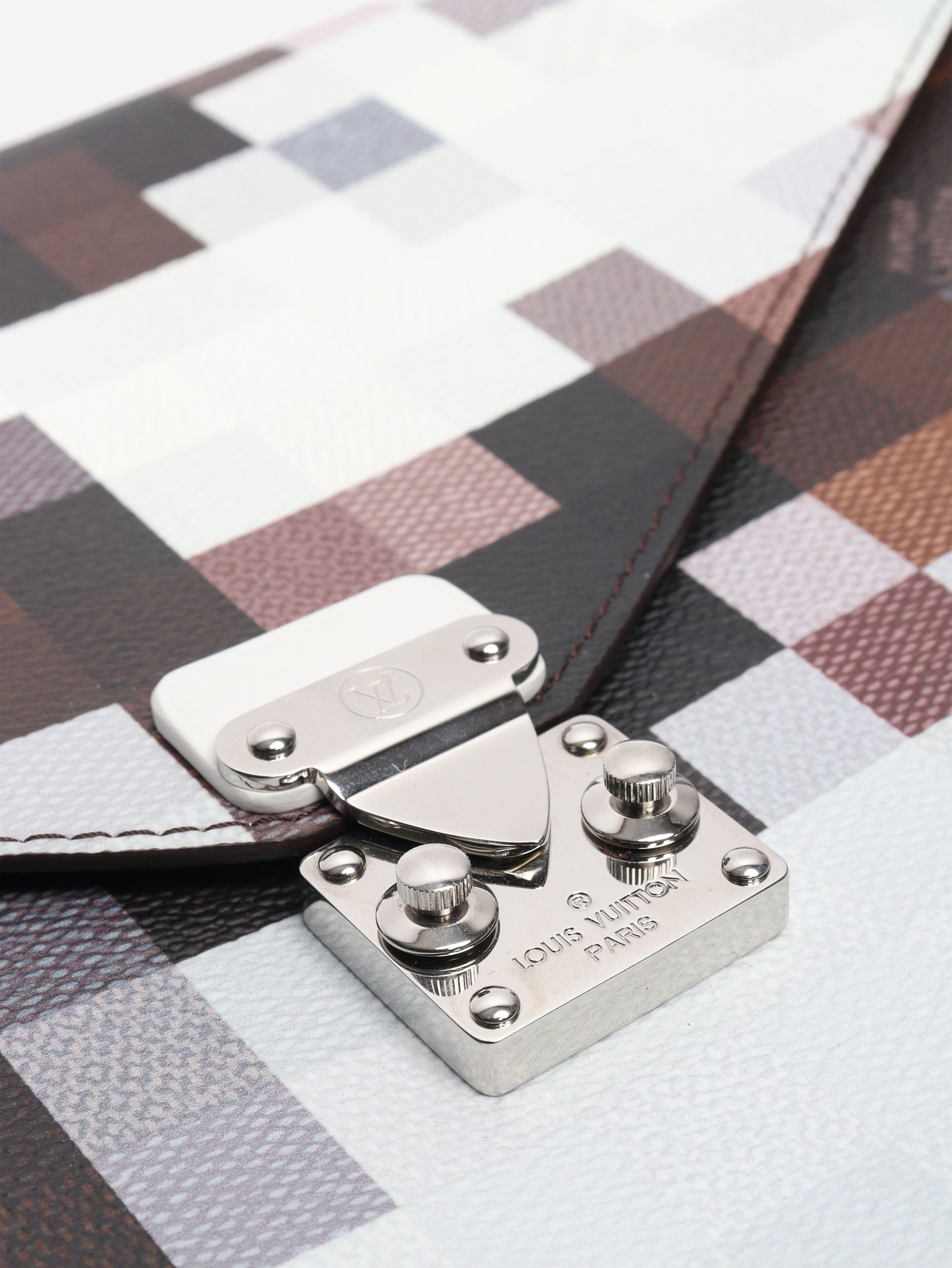 Louis Vuitton Brown Mark Folder Cowmooflage Size ONE SIZE - 4 Thumbnail