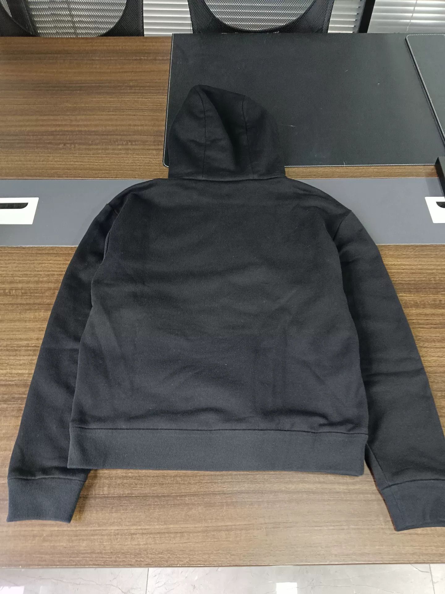 Louis Vuitton Louis Vuitton x Nigo Human Head Zip Hoodie Size M Size US M / EU 48-50 / 2 - 3 Thumbnail