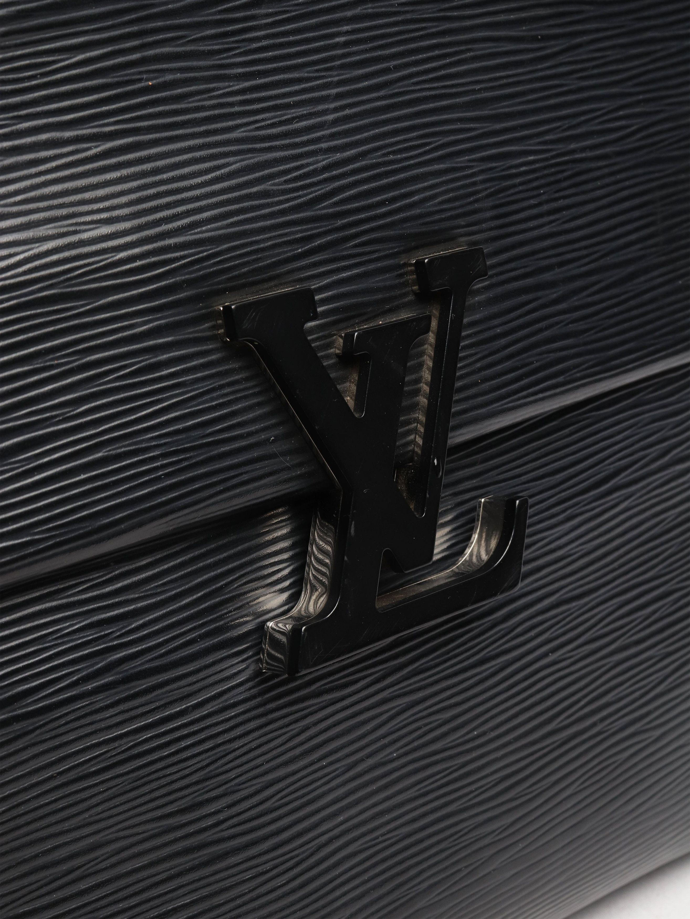 Louis Vuitton 2019 Black Epi leather shoulder bag Size ONE SIZE - 7 Thumbnail