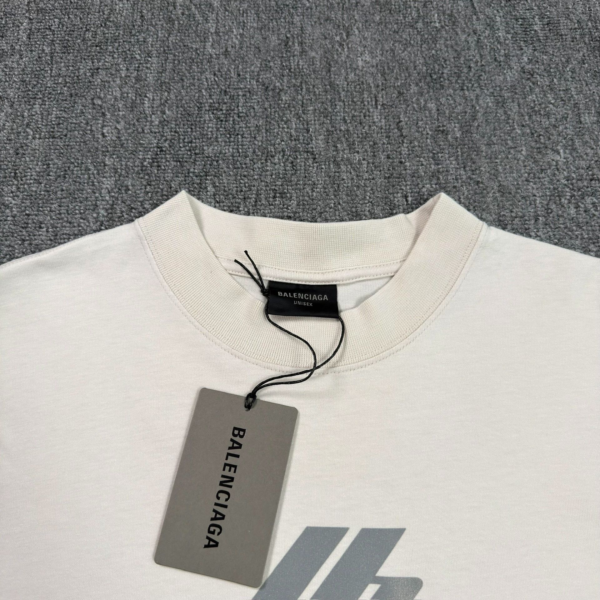 Balenciaga Balenciaga Reflective Activewear Logo T-Shirt S Size US S / EU 44-46 / 1 - 4 Thumbnail