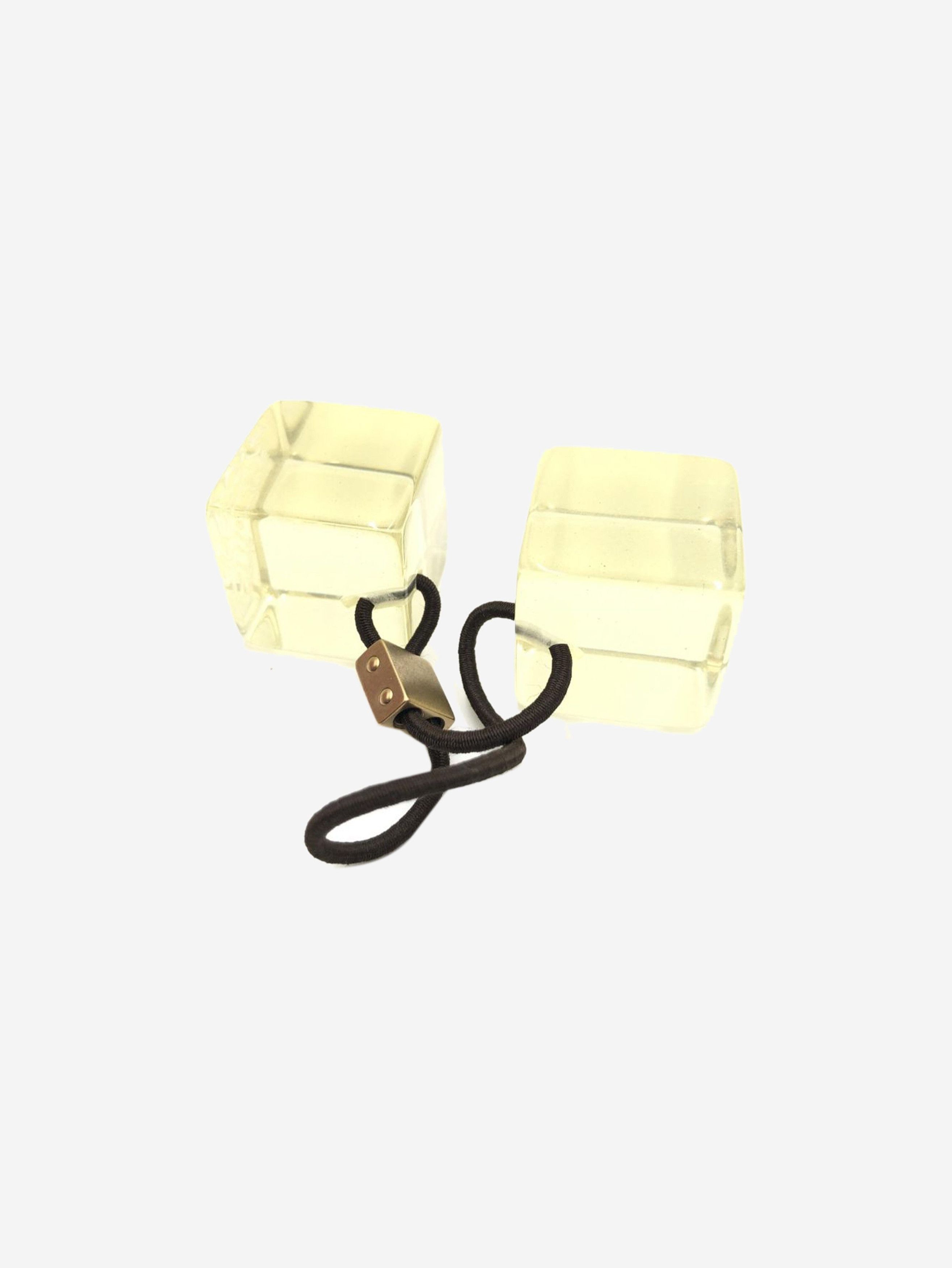 Louis Vuitton Yellow cube hair tie Size ONE SIZE - 4 Thumbnail