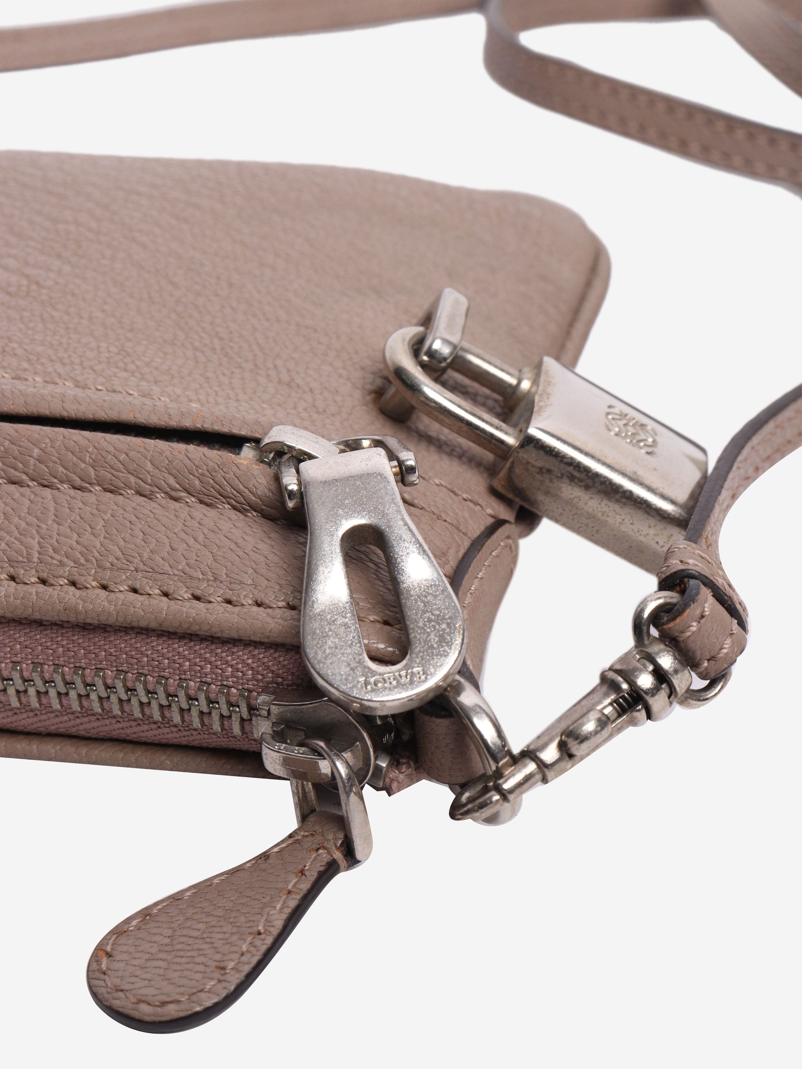 Loewe Brown leather cross-body bags pouch Size ONE SIZE - 8 Thumbnail