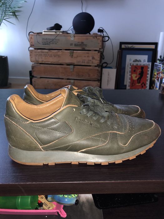 Kendrick lamar hotsell reebok olive green