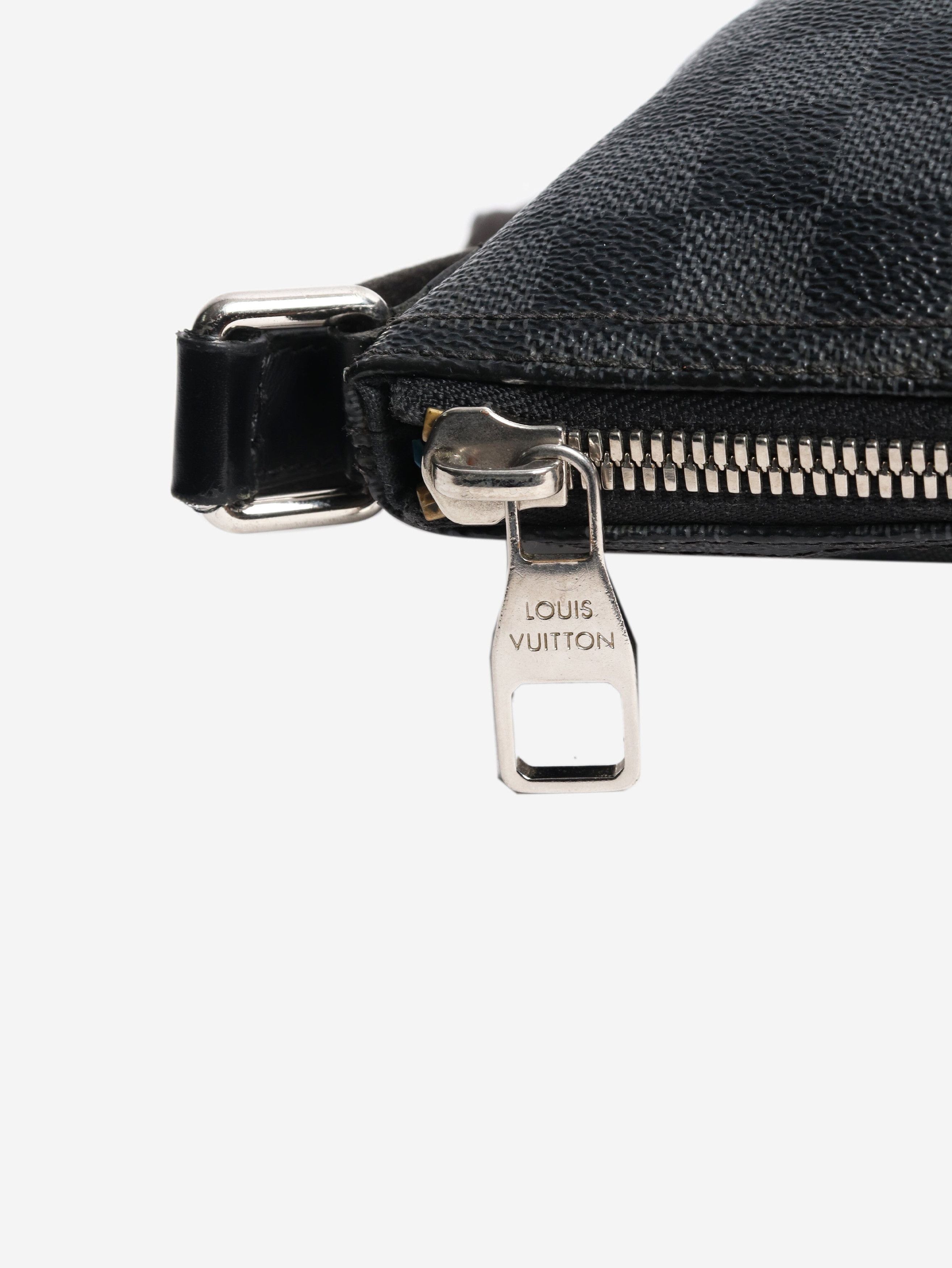 Louis Vuitton Black 2012 Damier Graphite shoulder bag Size ONE SIZE - 6 Thumbnail