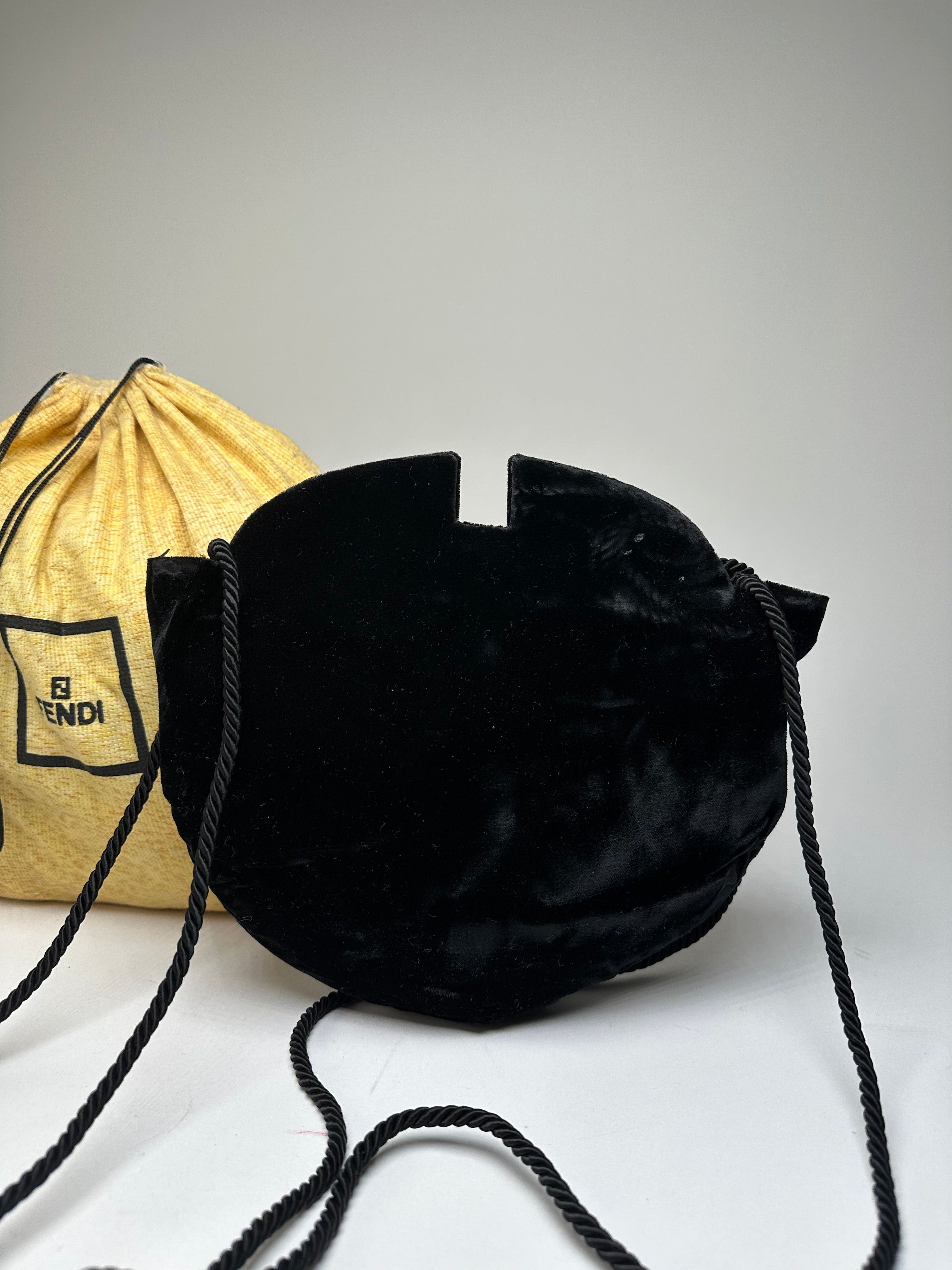 Fendi Vintage Velvet Multiway Handbag Black Size ONE SIZE - 7 Thumbnail