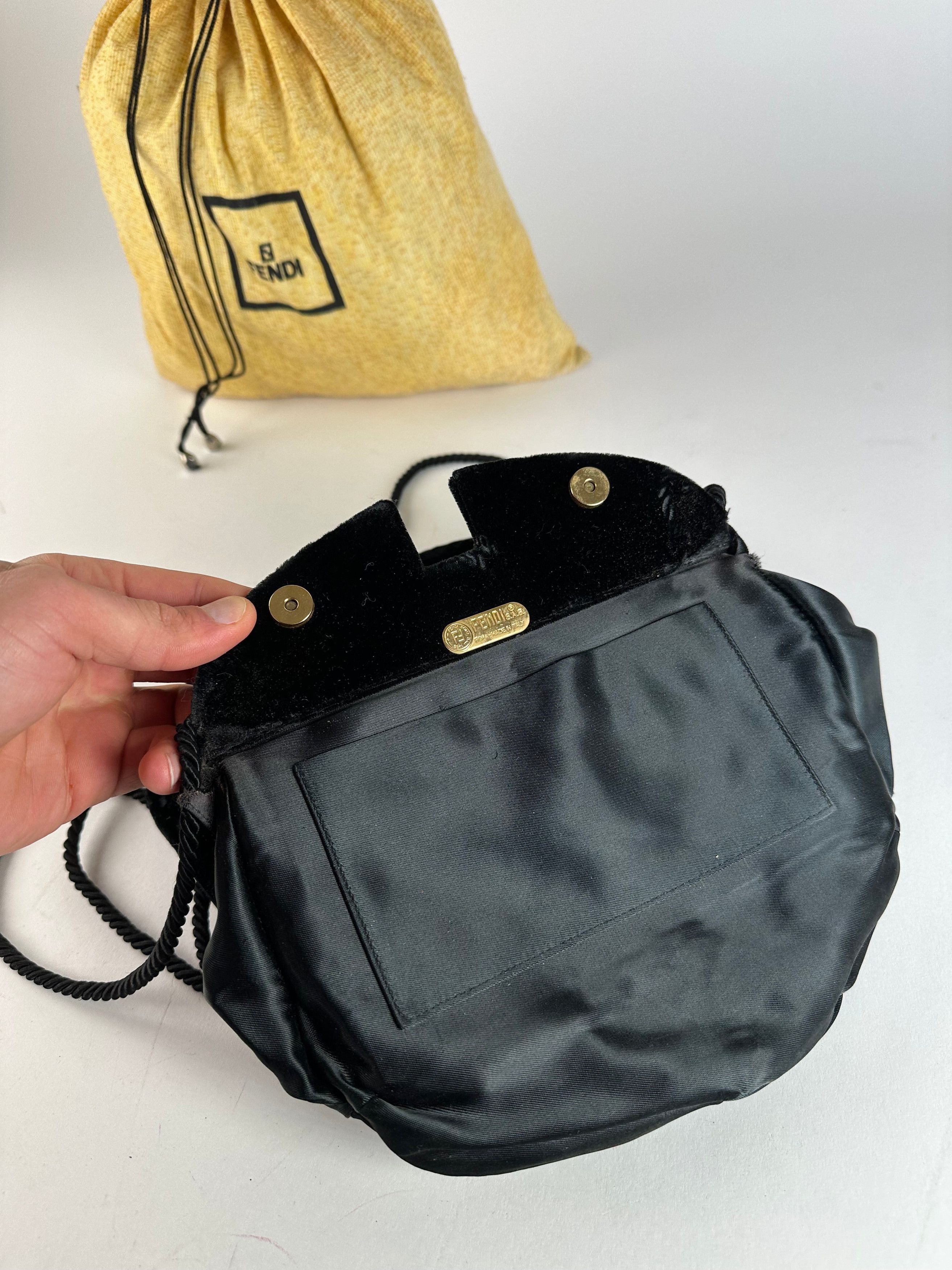 Fendi Vintage Velvet Multiway Handbag Black Size ONE SIZE - 3 Thumbnail