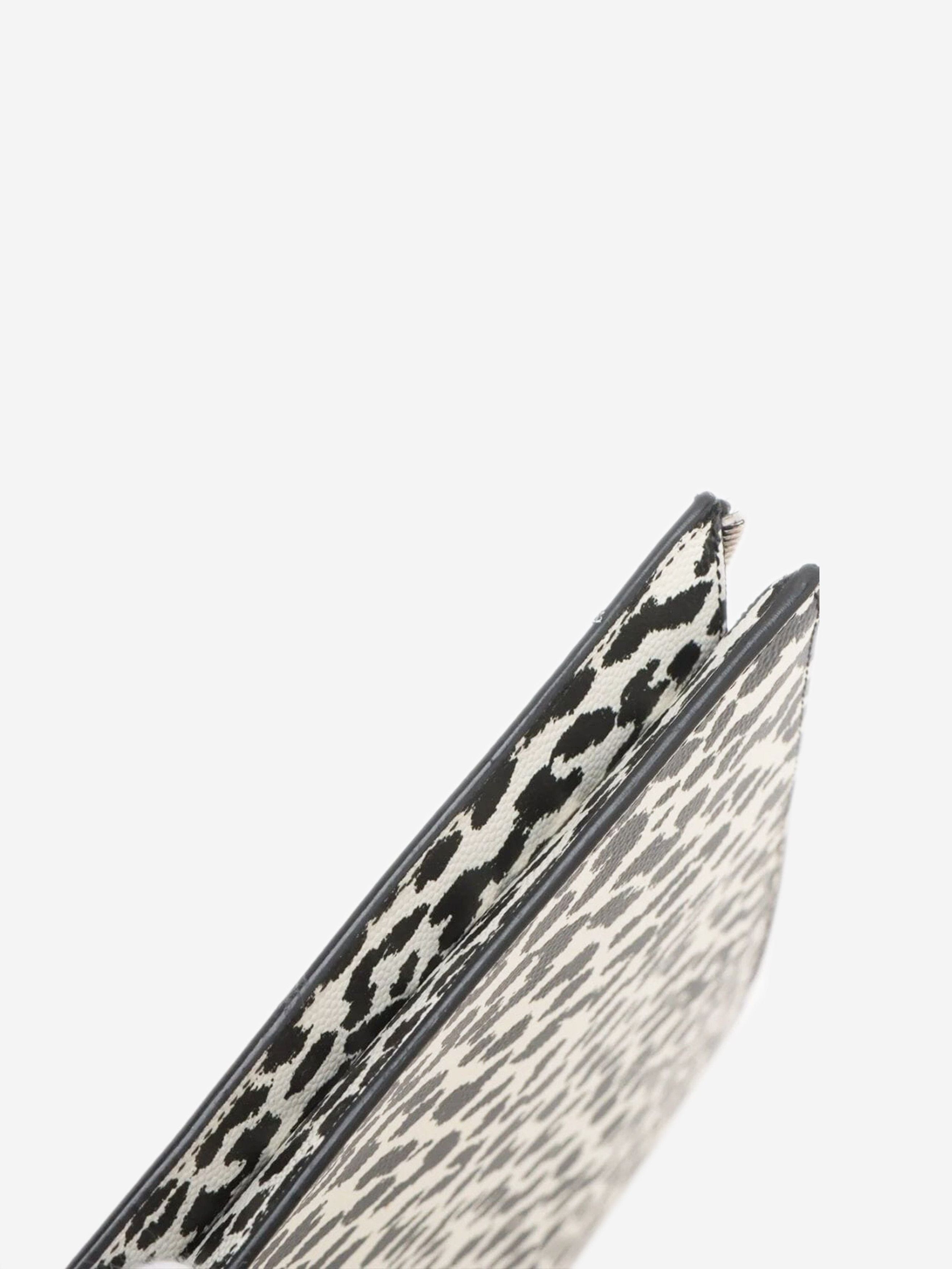 Other White and black leopard print leather clutch Size ONE SIZE - 7 Thumbnail