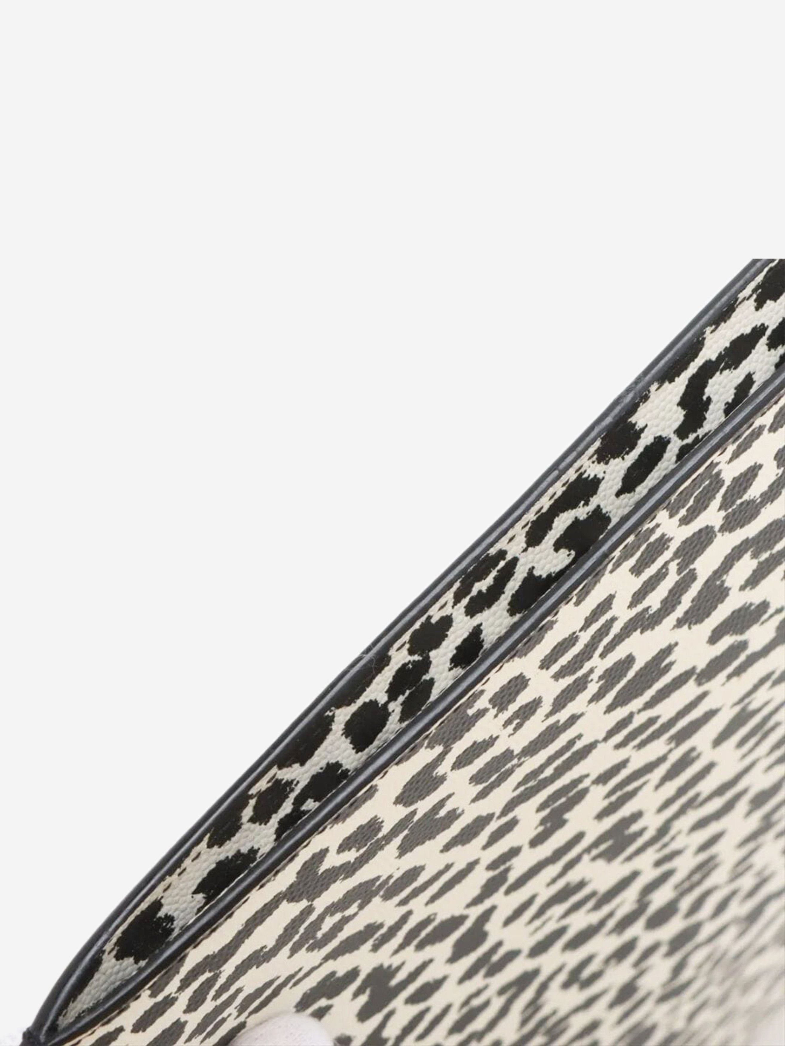 Other White and black leopard print leather clutch Size ONE SIZE - 8 Thumbnail