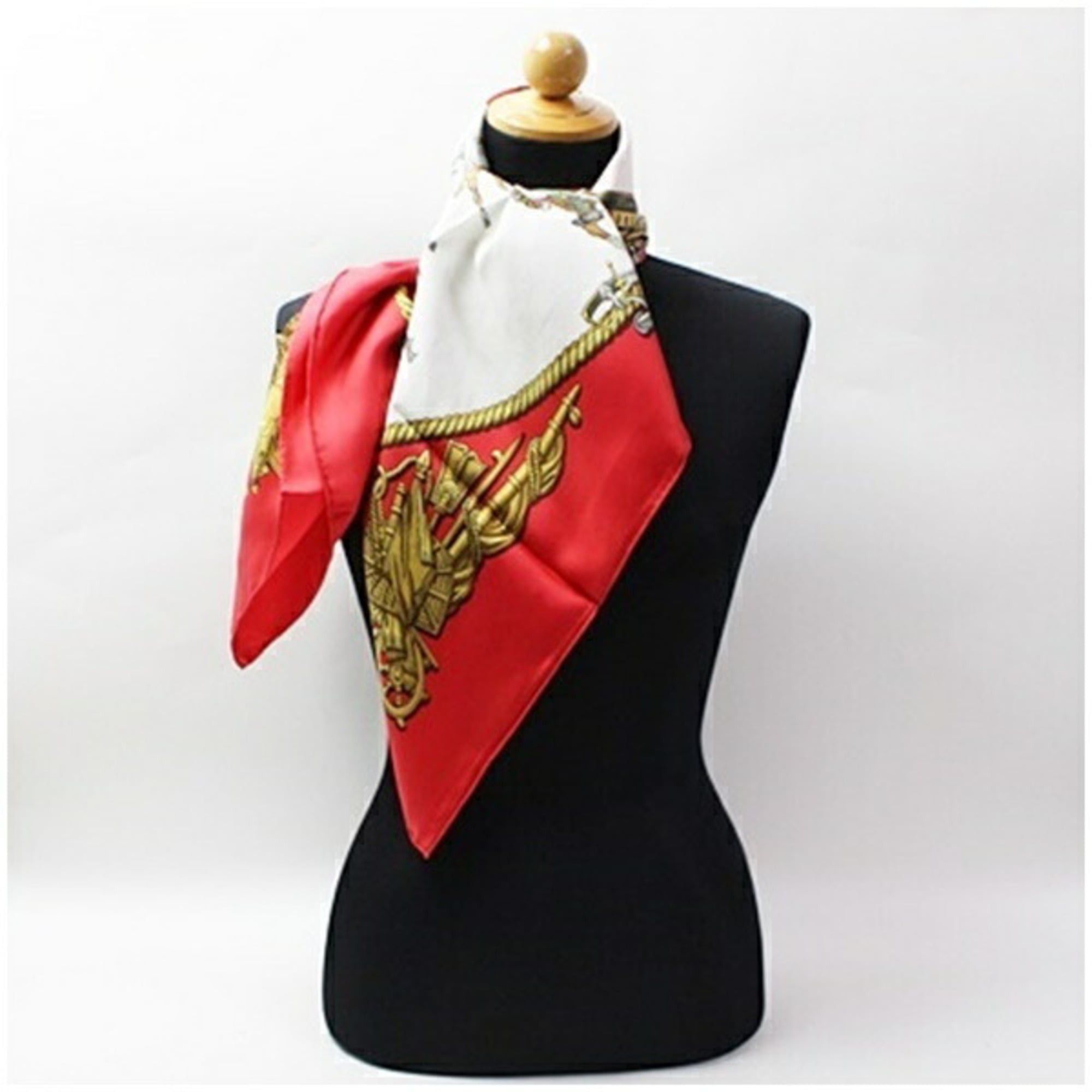 Hermes Unused Hermes silk scarf/muffler, Carre 90, MARINE ET CAVALERIE (Sea and Cavalry), for women. Size ONE SIZE - 4 Thumbnail
