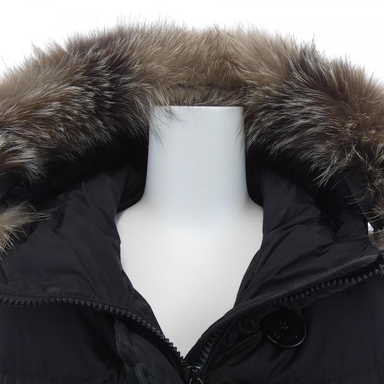 Moncler Moncler Moncler GENEVRIETTE down coat Textile Outerwear GENEVRIETTE DUTY FREE for USA Size ONE SIZE - 6 Thumbnail