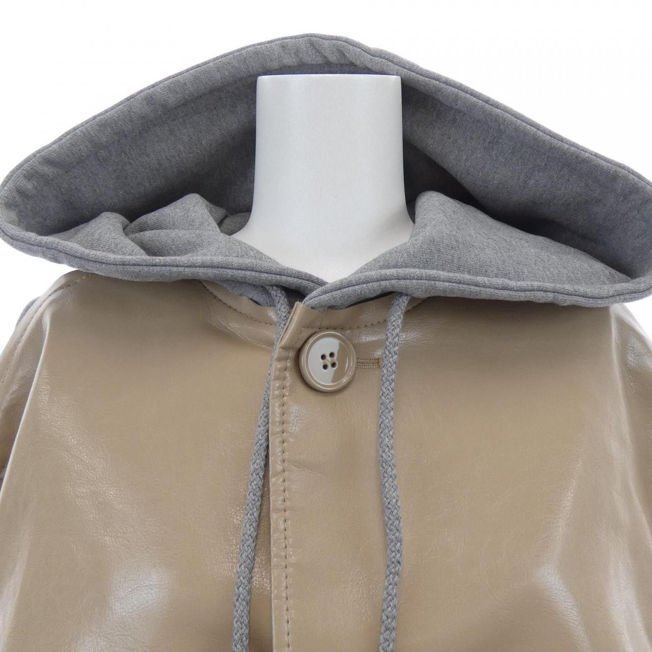 Maison Margiela MM6 Maison Margiela MM6 Maison Margiela Wool Coat Others Outerwear S52AH0045STN978 DUTY FREE for USA Size ONE SIZE - 5 Thumbnail