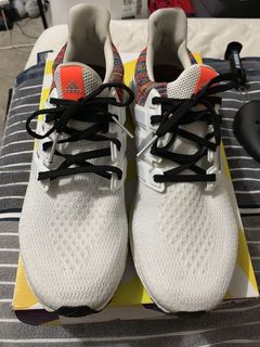 Mi adidas ultra boost hotsell rainbow white