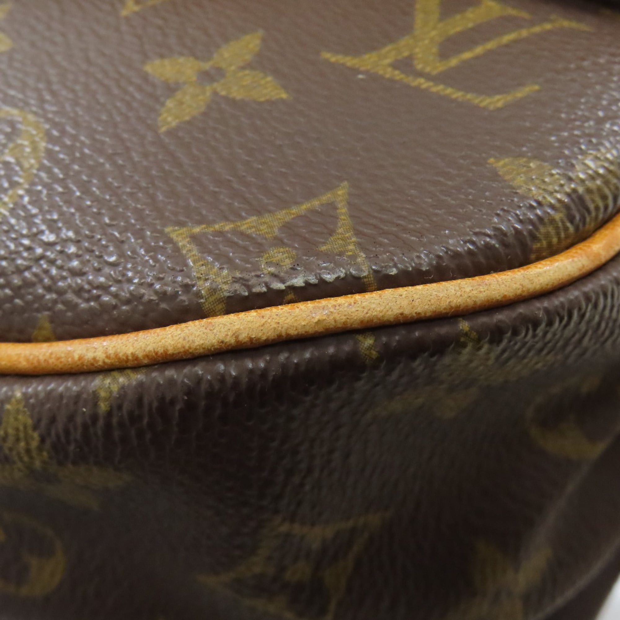 Louis Vuitton Louis Vuitton M40710 Saumur MM Shoulder Bag, Monogram Canvas, Women's LOUIS VUITTON Size ONE SIZE - 23 Thumbnail
