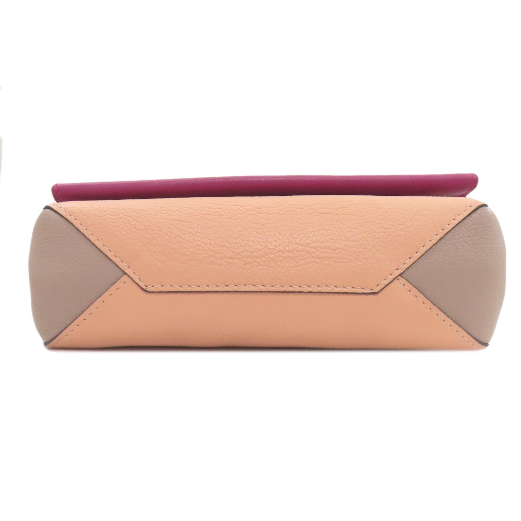 Louis Vuitton Louis Vuitton Lockme 2BB Shoulder Bag, Calfskin, Women's. Size ONE SIZE - 4 Thumbnail