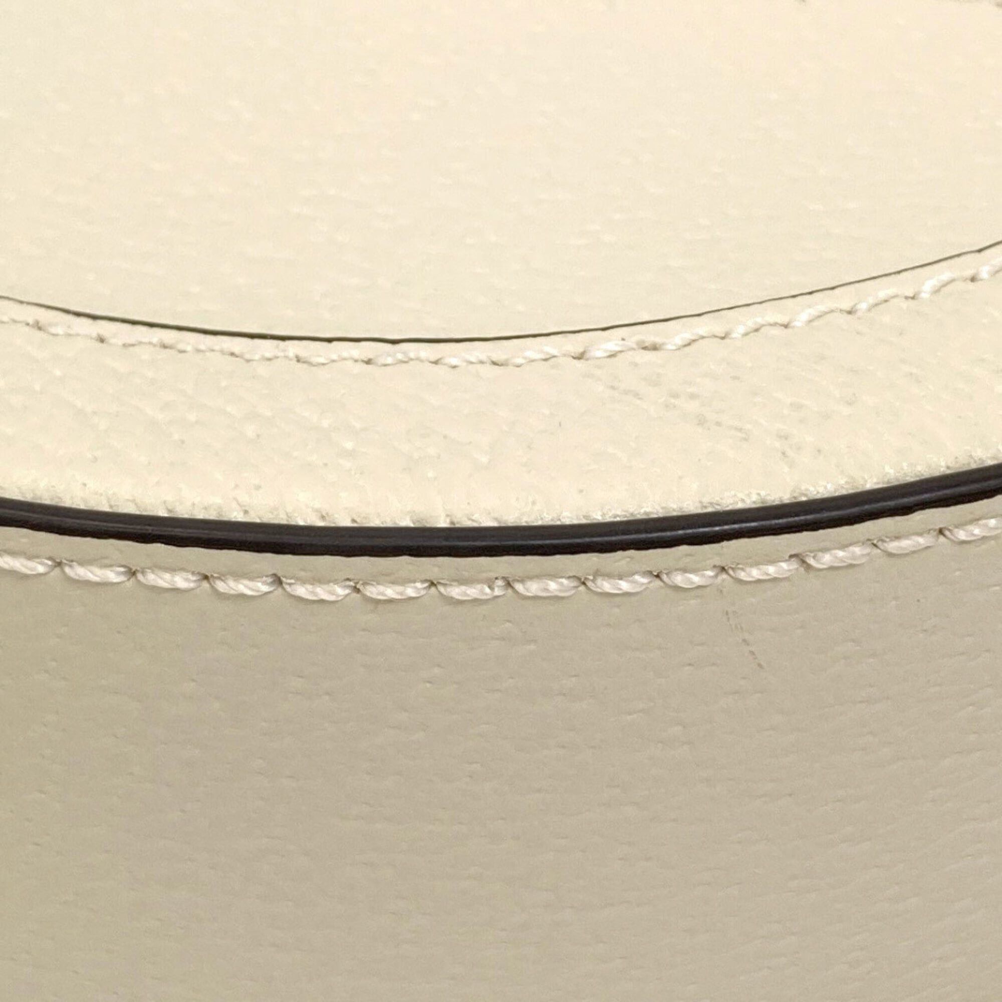 Gucci Gucci 550618 Double G Shoulder Bag Calfskin Women's GUCCI Size ONE SIZE - 18 Thumbnail