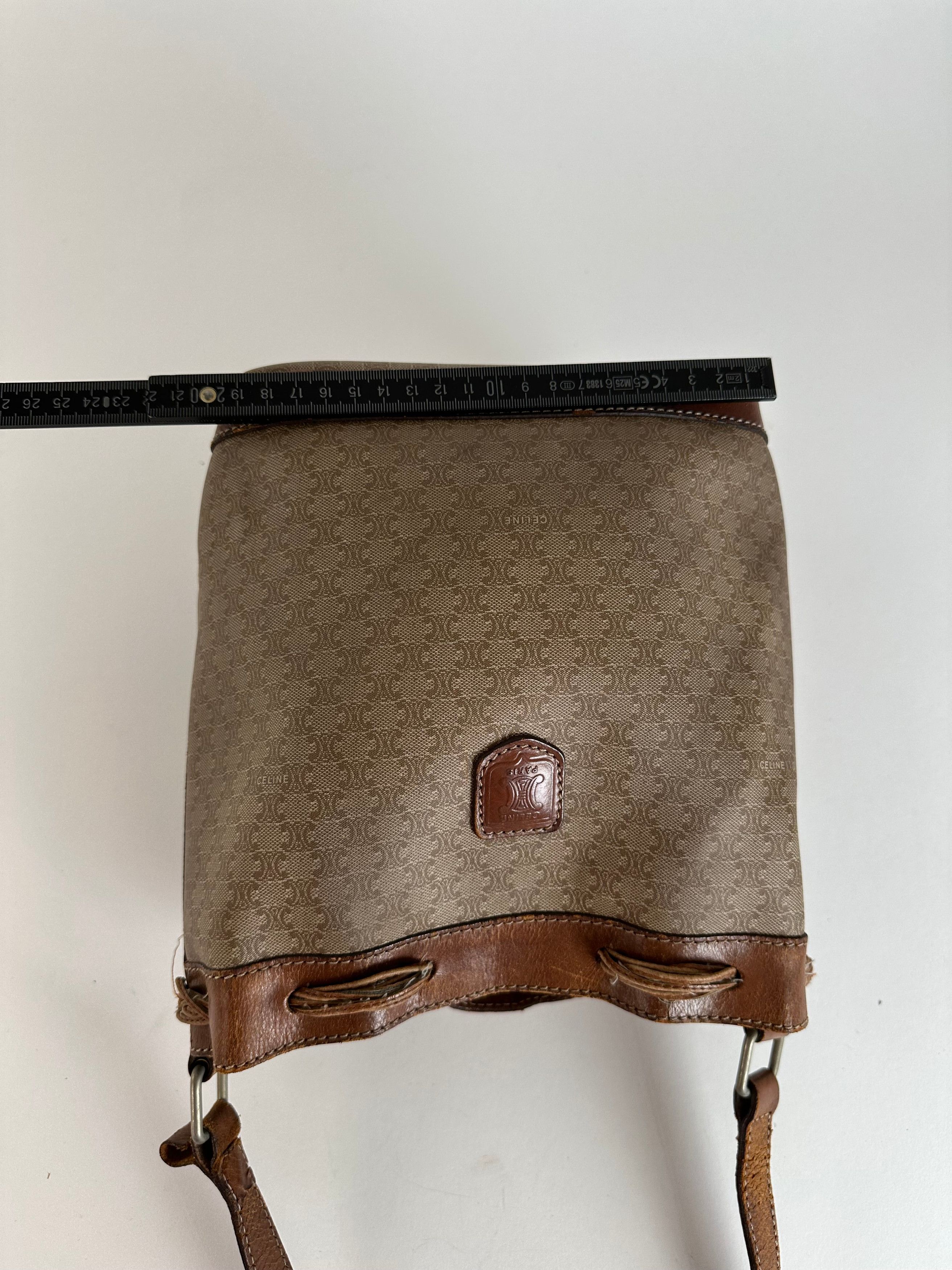 Celine Vintage Macadam Bucket Bag Beige Canvas Size ONE SIZE - 13 Thumbnail