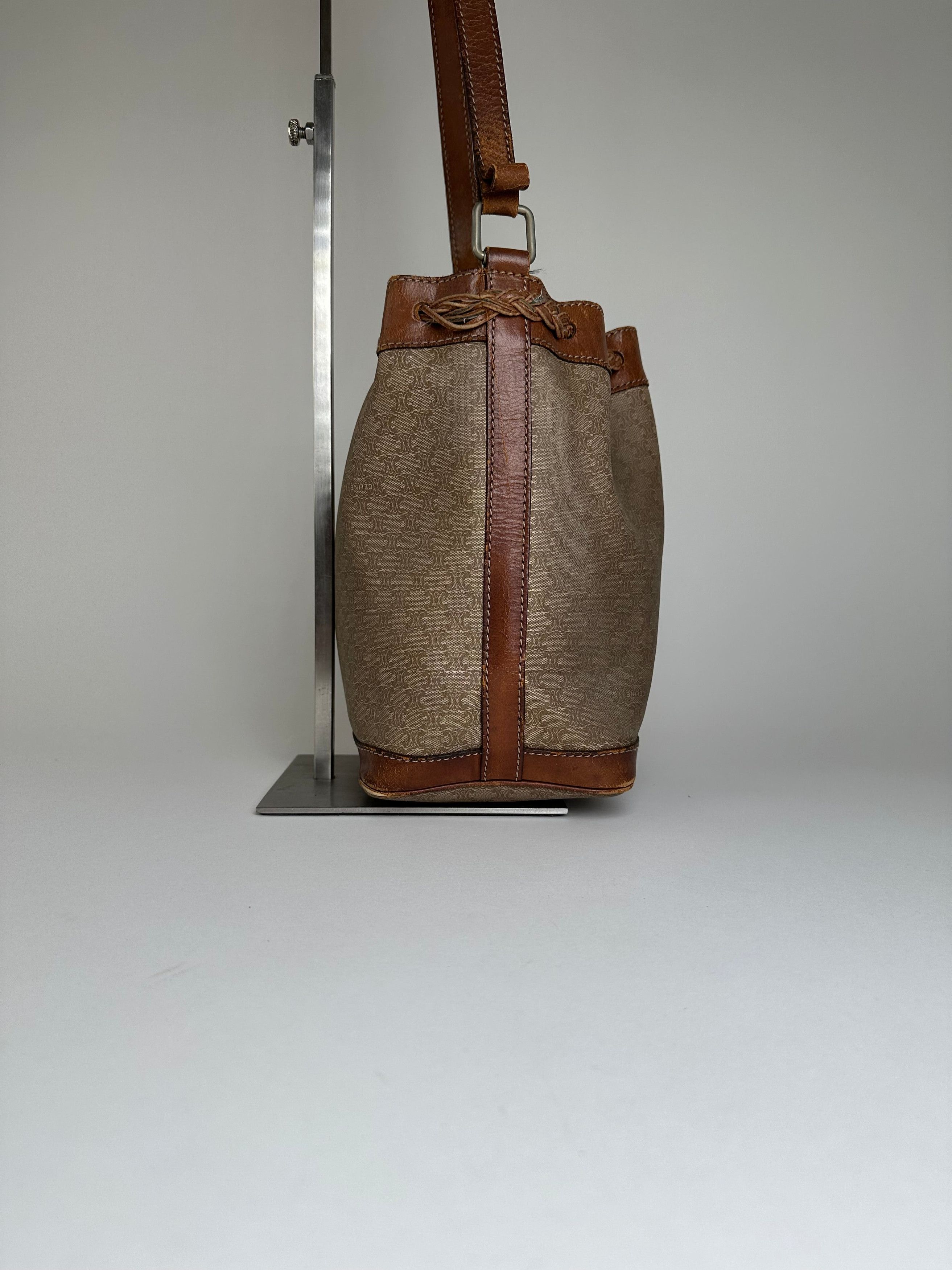 Celine Vintage Macadam Bucket Bag Beige Canvas Size ONE SIZE - 4 Thumbnail