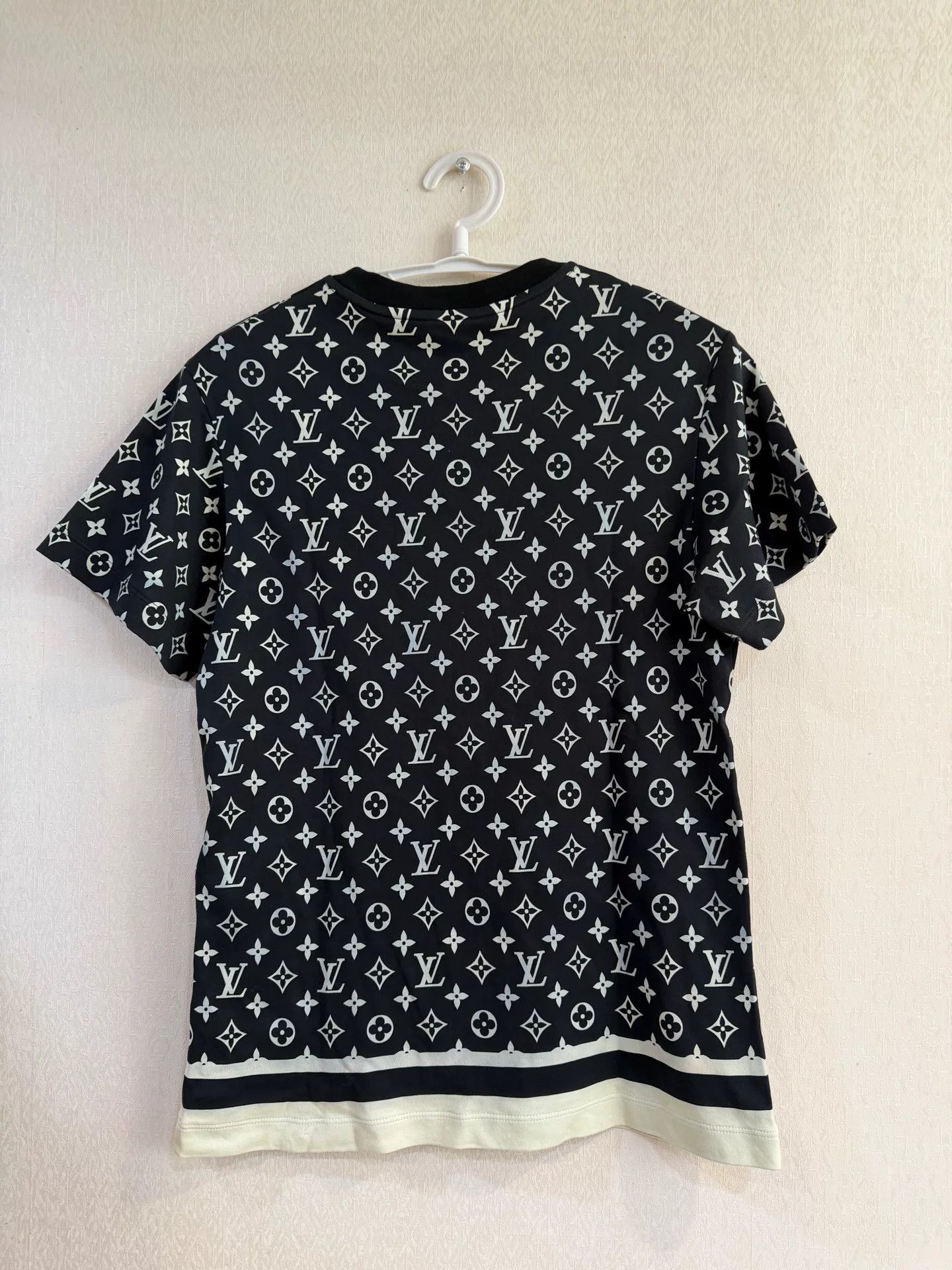 Louis Vuitton Louis Vuitton Monogram Chain Detail T-Shirt XS Size US XS / EU 42 / 0 - 3 Thumbnail