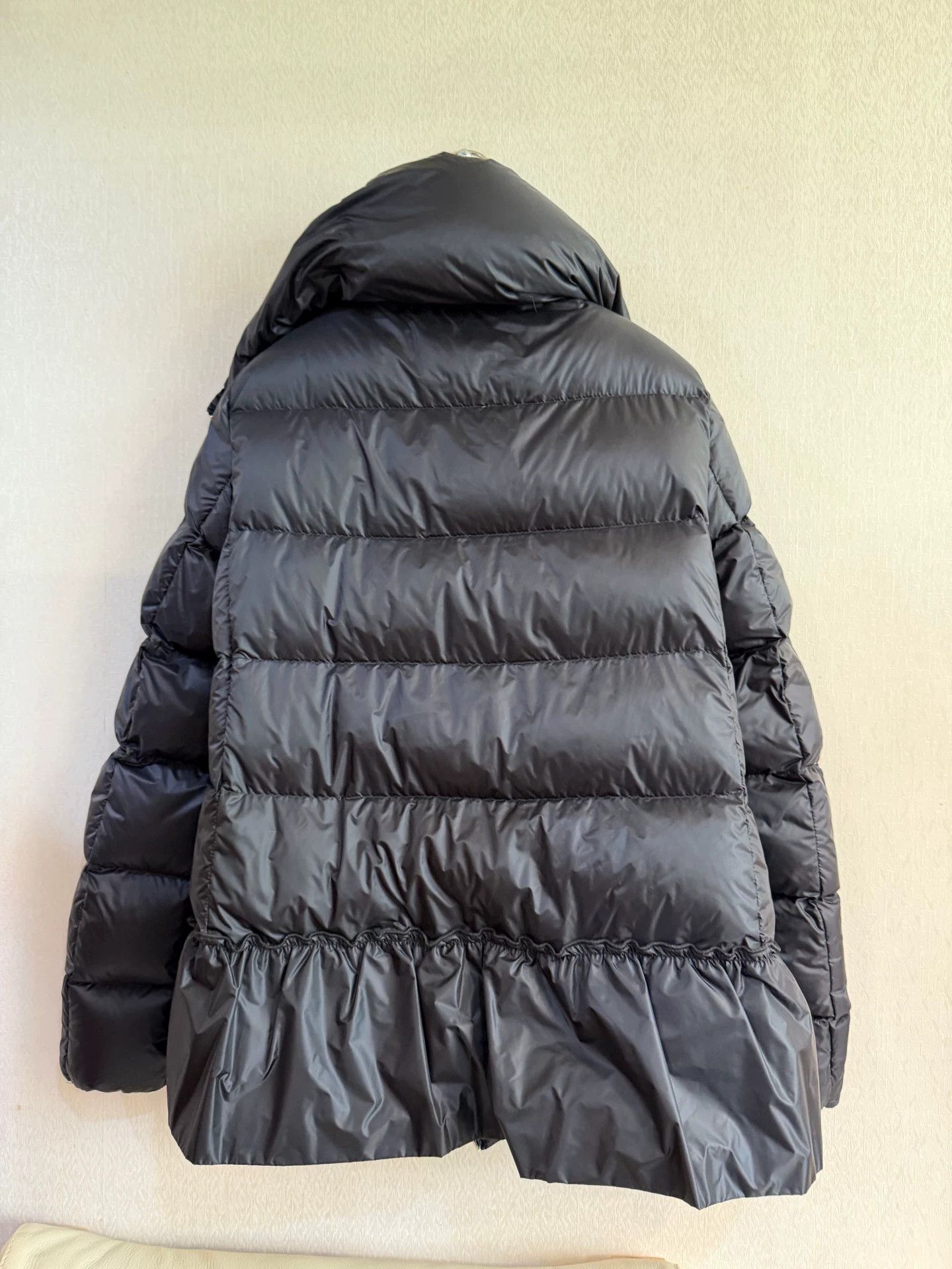Moncler Moncler Ruffled Quilted Puffer Coat Size 00 Size XXS / US 00 / IT 34 - 3 Thumbnail