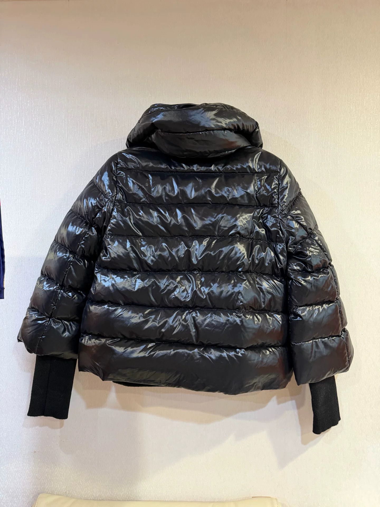 Moncler Moncler Shiny Black Down Jacket Size 0 Size XS / US 0-2 / IT 36-38 - 3 Thumbnail