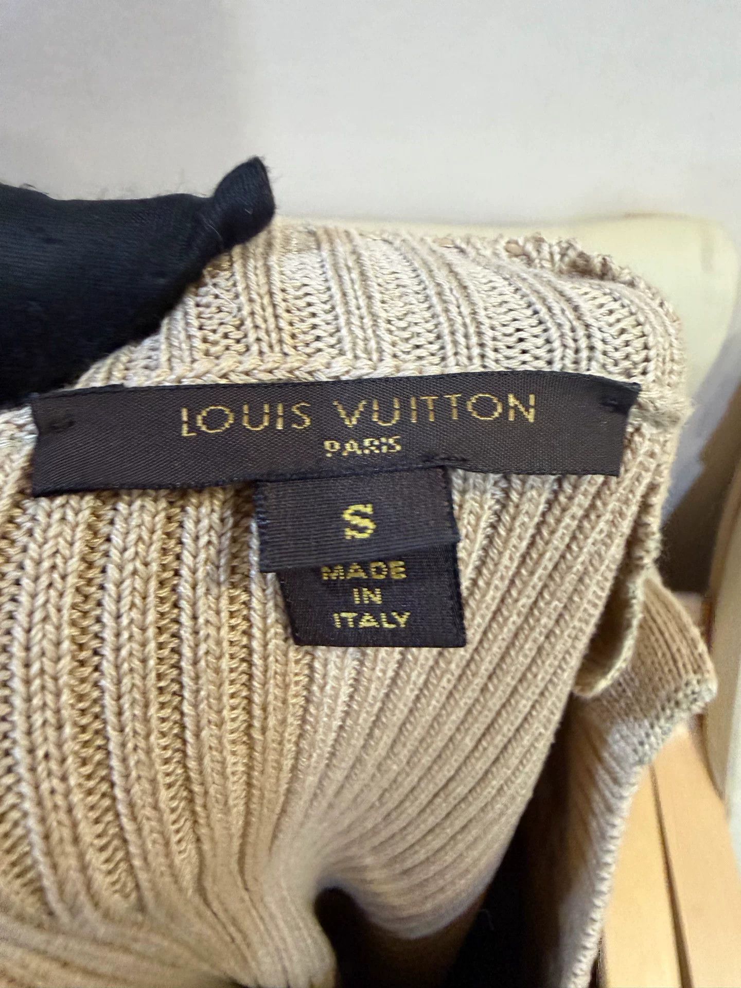 Louis Vuitton Louis Vuitton Lambskin Panel Belted Sweater S Size S / US 4 / IT 40 - 5 Thumbnail