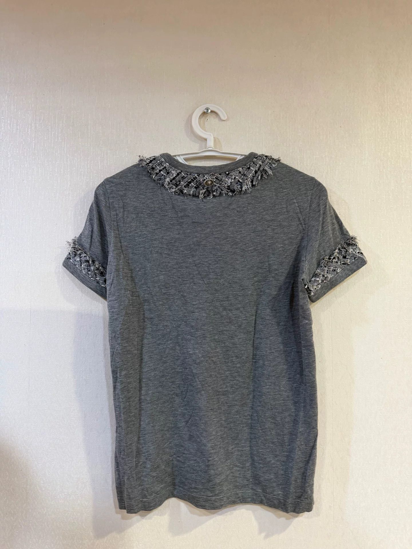 Chanel Chanel Fringed Trim Logo T-Shirt FR 34 Size XS / US 0-2 / IT 36-38 - 3 Thumbnail