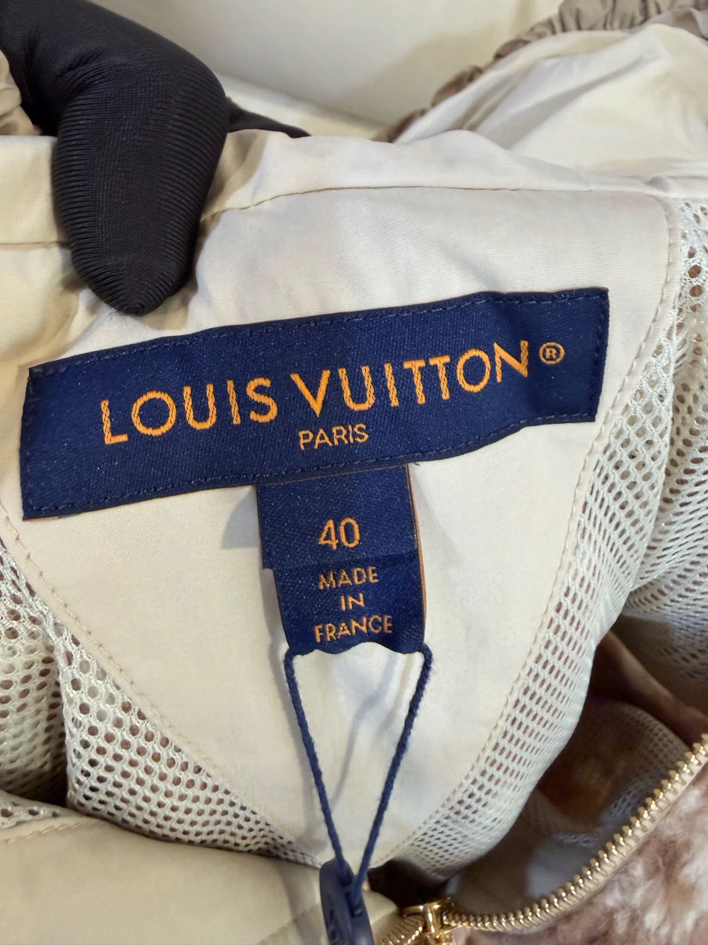 Louis Vuitton Louis Vuitton Monogram Teddy Hooded Vest 40 Size M / US 6-8 / IT 42-44 - 4 Thumbnail