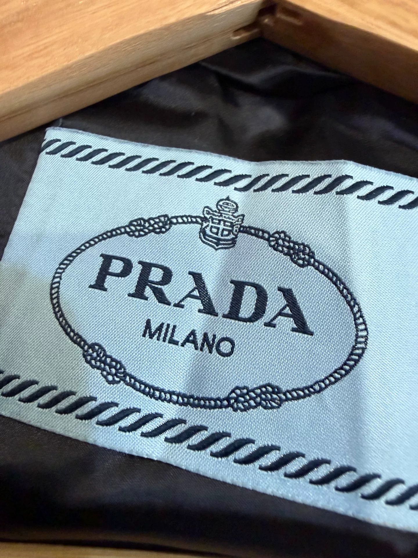 Prada Prada Triangle Logo Hooded Down Puffer Vest IT 38 Size XS / US 0-2 / IT 36-38 - 4 Thumbnail
