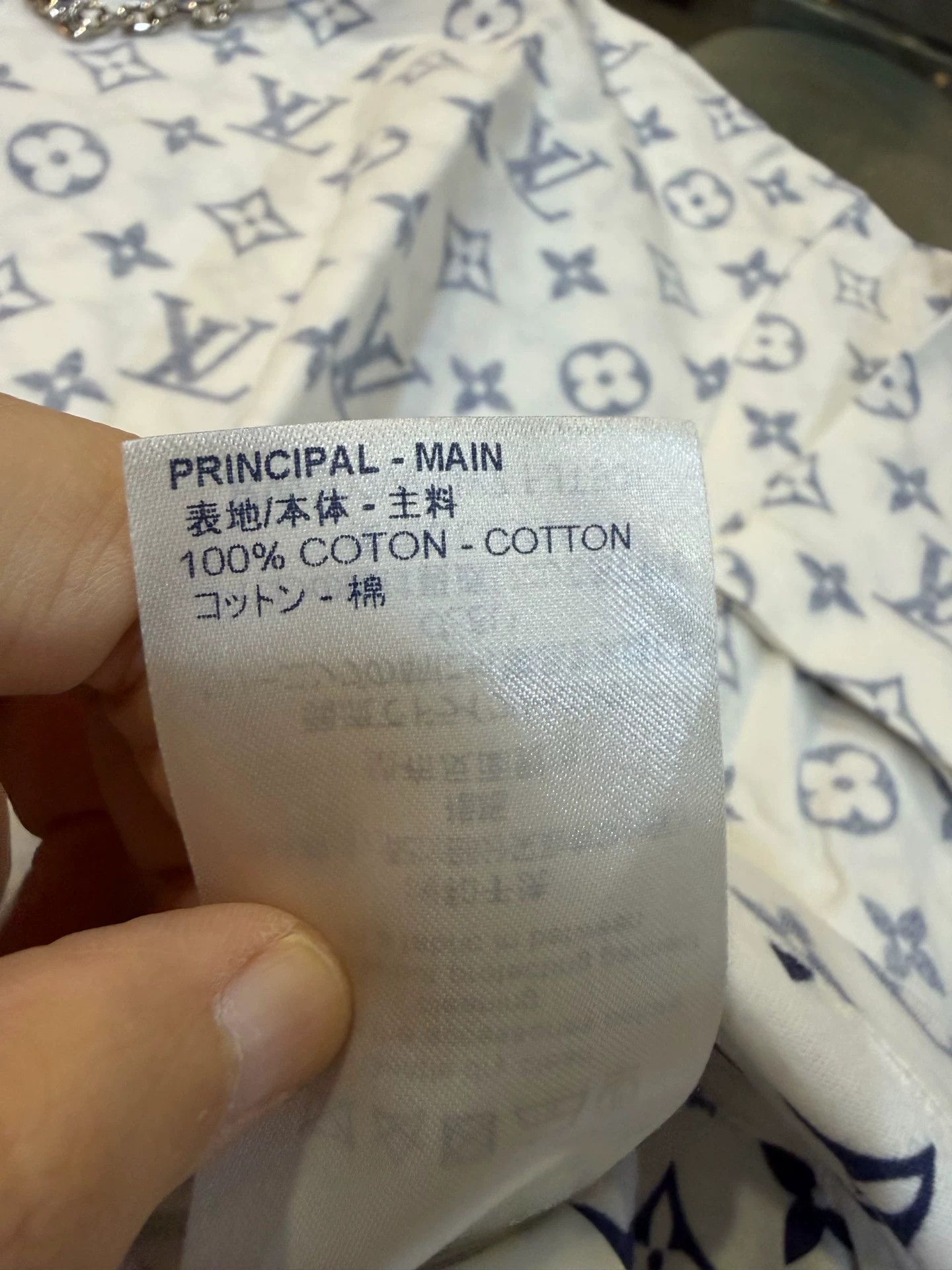Louis Vuitton Louis Vuitton Monogram Chain T-Shirt S Size US S / EU 44-46 / 1 - 6 Thumbnail