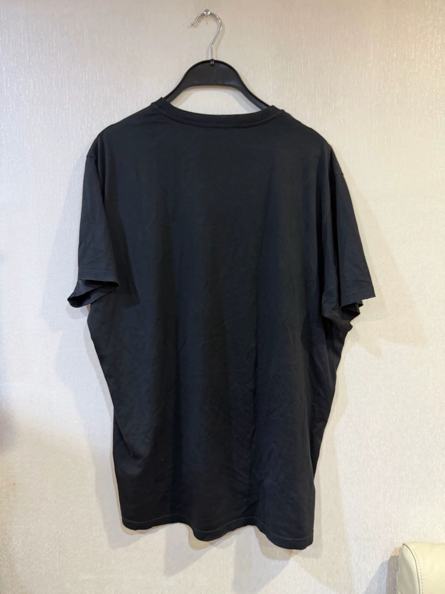 Givenchy Givenchy Distressed Logo T-Shirt Size M Size US M / EU 48-50 / 2 - 3 Thumbnail