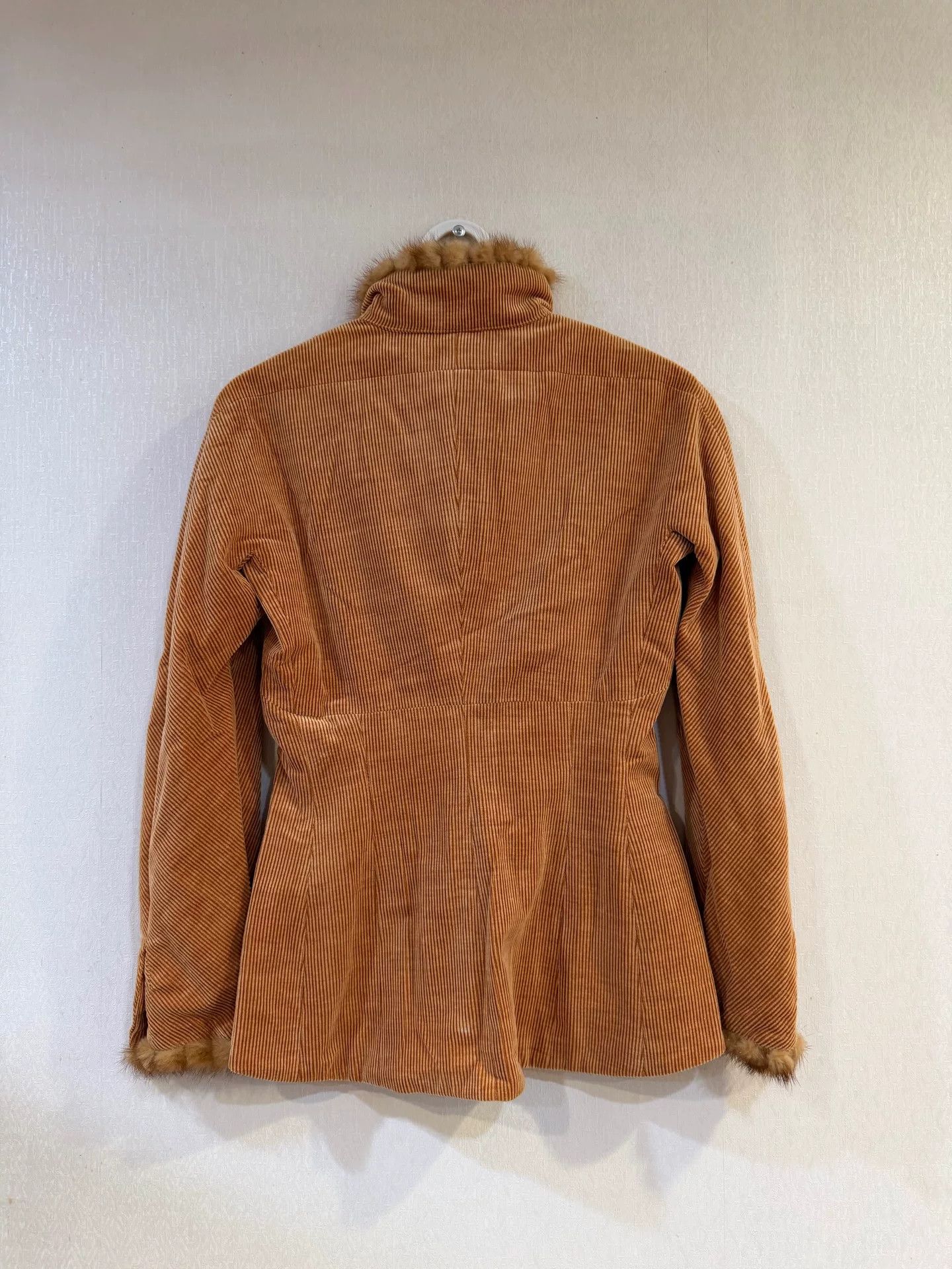 Chanel Chanel Fur Trim Corduroy Jacket 34 Size XS / US 0-2 / IT 36-38 - 3 Thumbnail