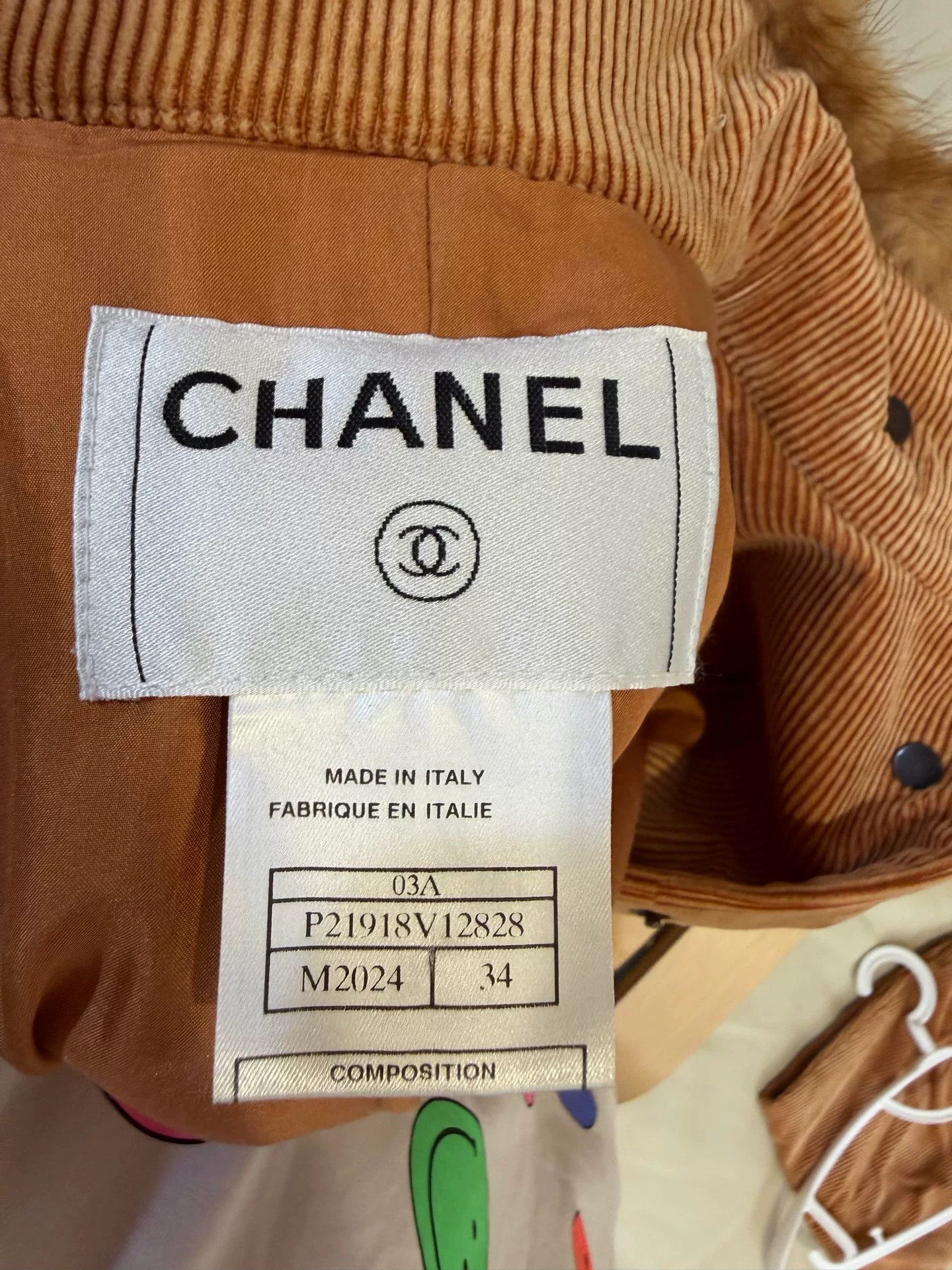 Chanel Chanel Fur Trim Corduroy Jacket 34 Size XS / US 0-2 / IT 36-38 - 4 Thumbnail