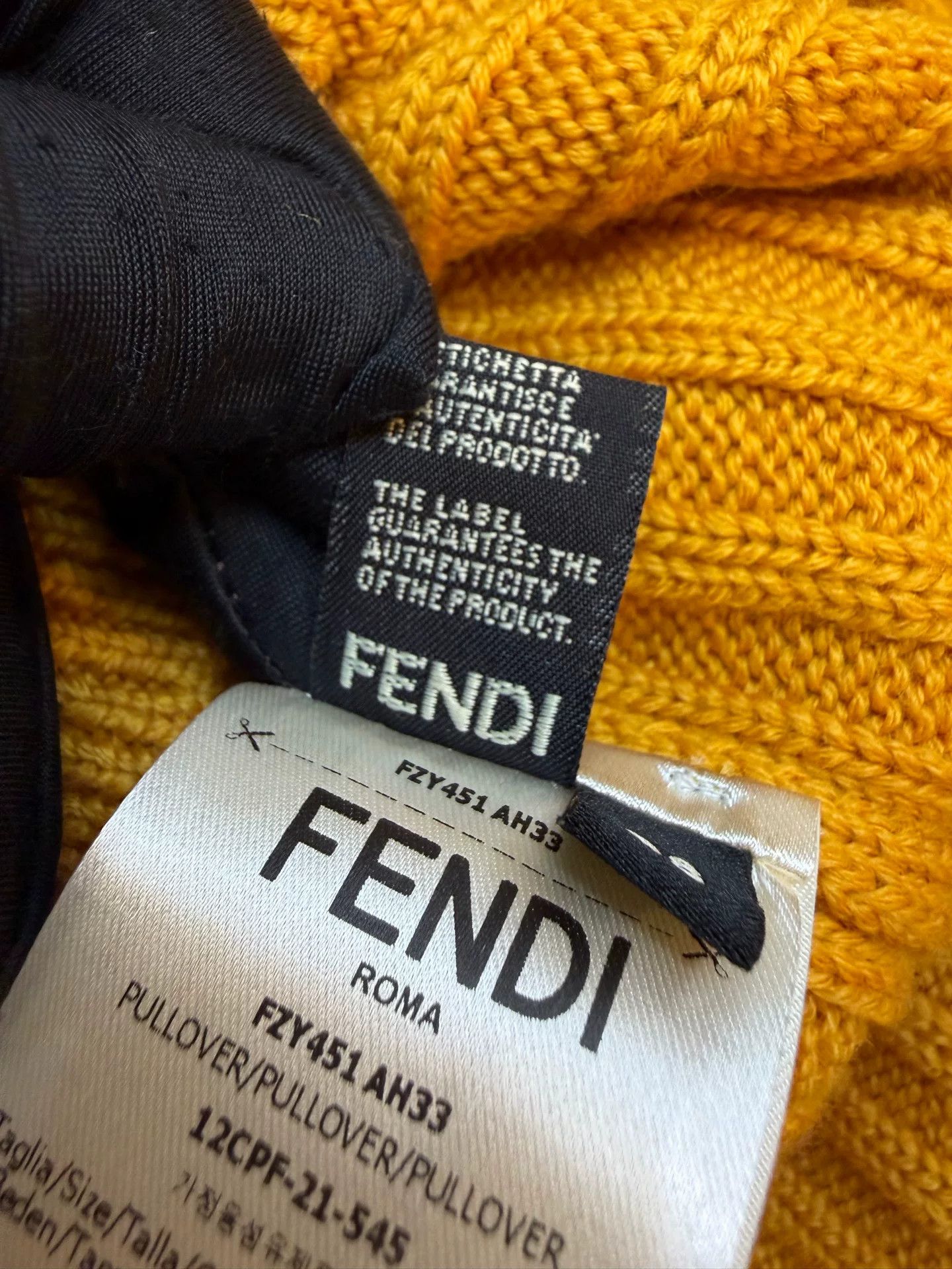 Fendi Fendi Logo Script Ribbed Wool Sweater 48 Size US M / EU 48-50 / 2 - 7 Thumbnail