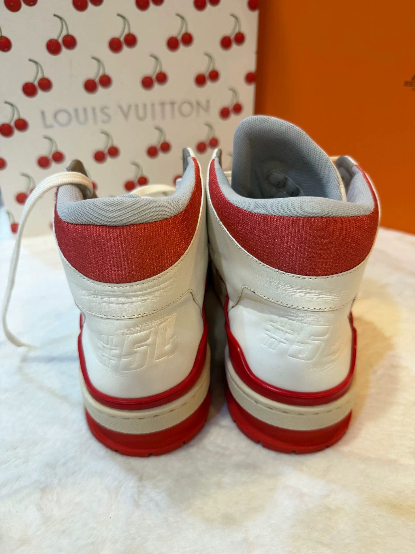 Louis Vuitton Louis Vuitton White LV Trainer High Top 8.5 Size US 8.5 / EU 41-42 - 5 Thumbnail
