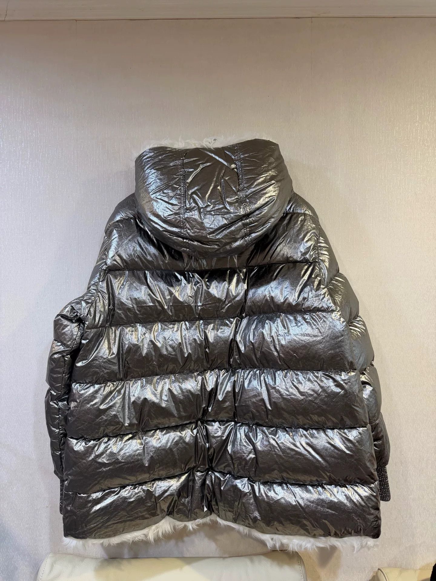 Moncler Moncler Metallic Fur Trim Down Jacket Size 3 Size US L / EU 52-54 / 3 - 3 Thumbnail