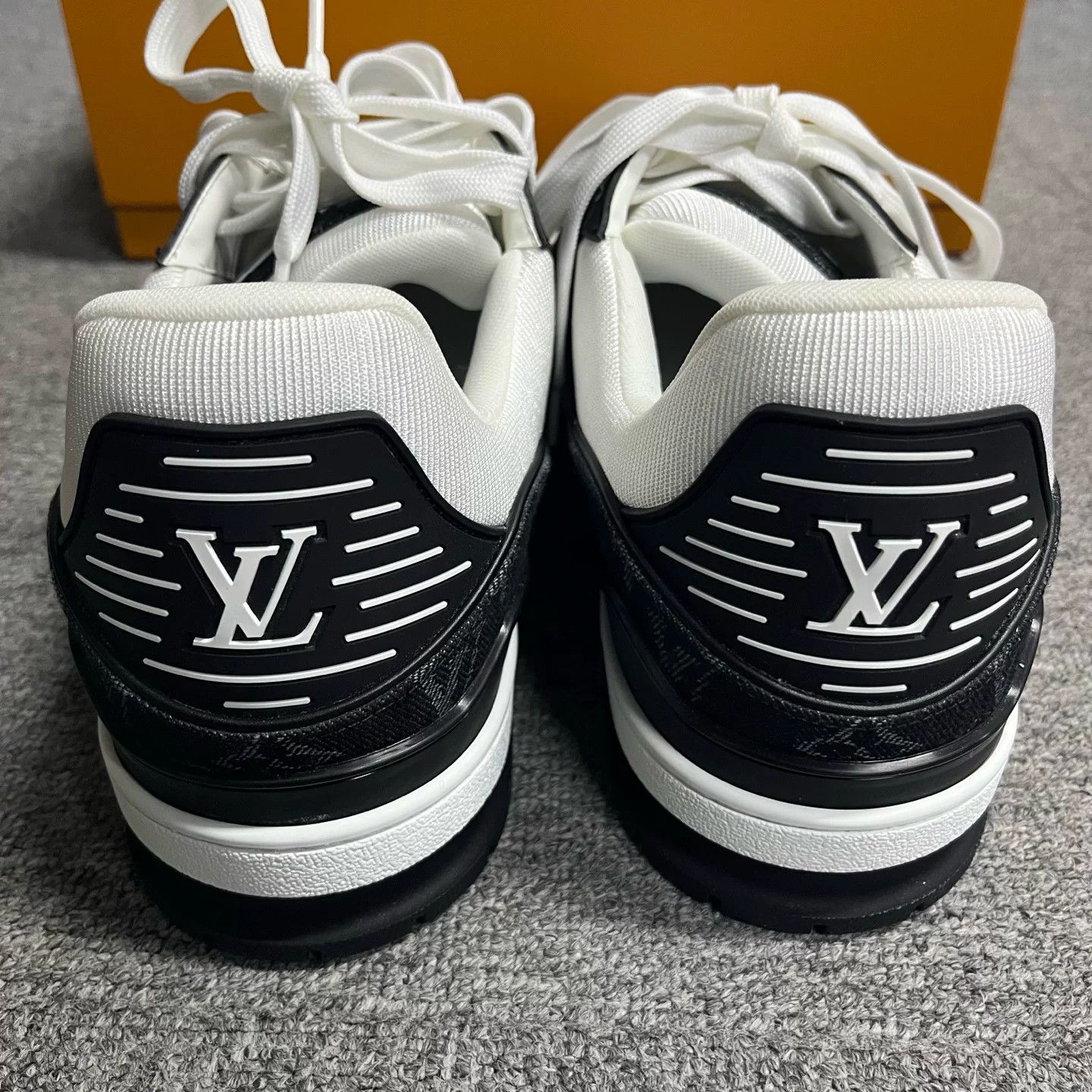 Louis Vuitton Louis Vuitton Monogram Embossed Panda Sneakers 13 Size US 13 / EU 46 - 5 Thumbnail