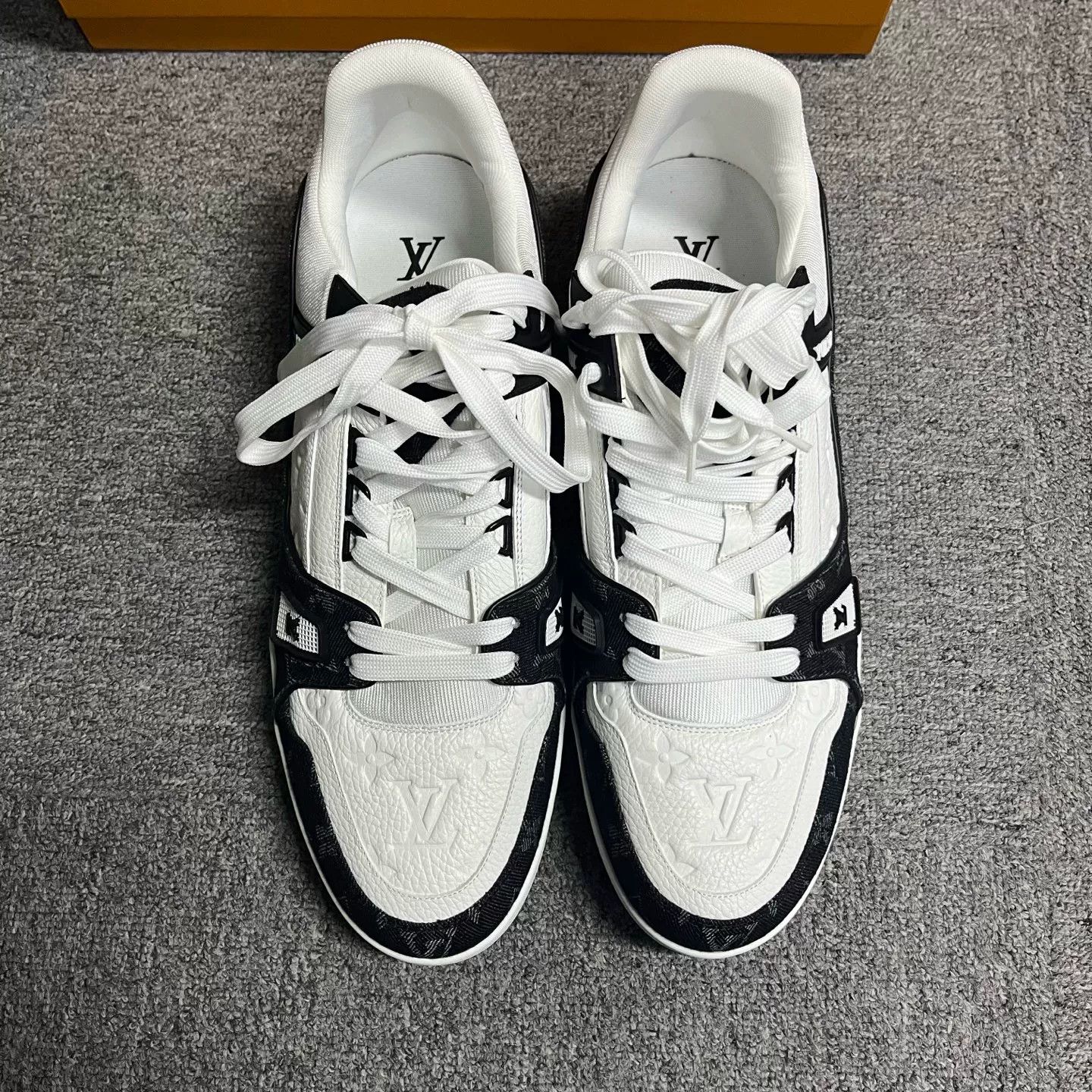 Louis Vuitton Louis Vuitton Monogram Embossed Panda Sneakers 13 Size US 13 / EU 46 - 4 Thumbnail