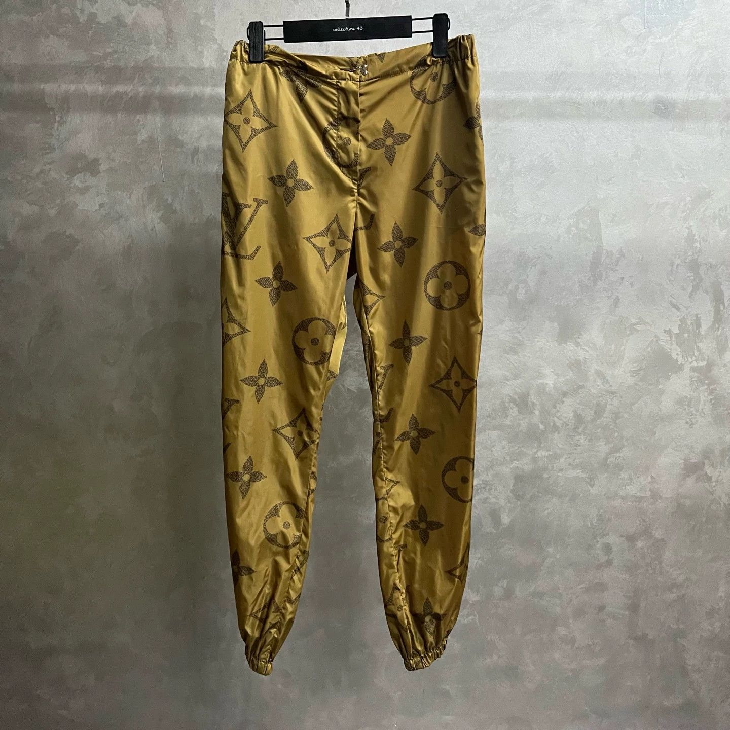 Louis Vuitton Louis Vuitton Monogram Technical Joggers Size 28 Size US 28 / EU 44 - 2 Thumbnail