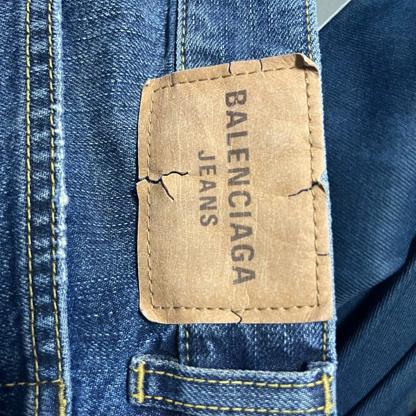 Balenciaga Balenciaga Blue No-Pocket Distressed Jeans 32 Size US 32 / EU 48 - 7 Thumbnail