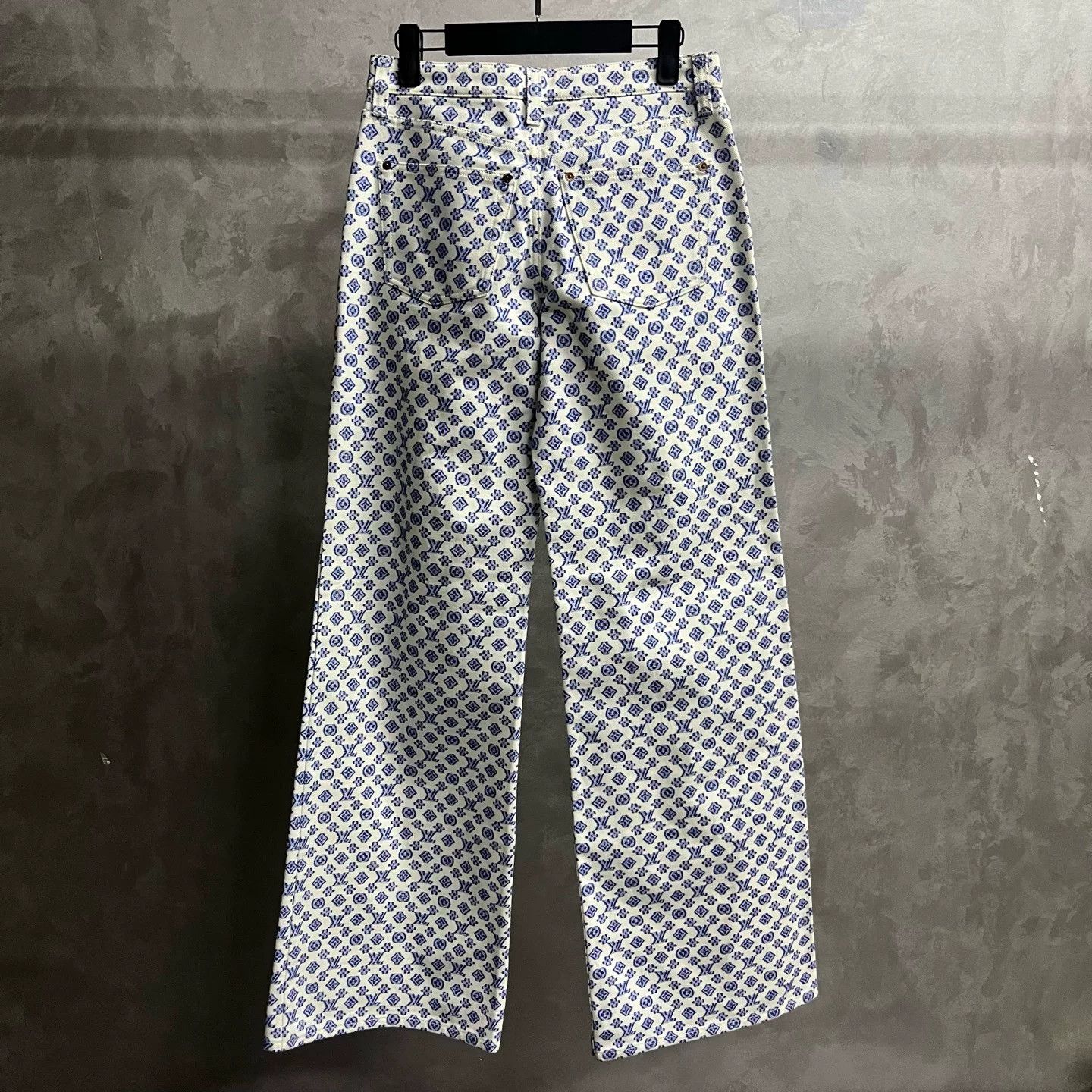 Louis Vuitton Louis Vuitton Craggy Monogram Denim Jeans 36 Size US 36 / EU 52 - 3 Thumbnail