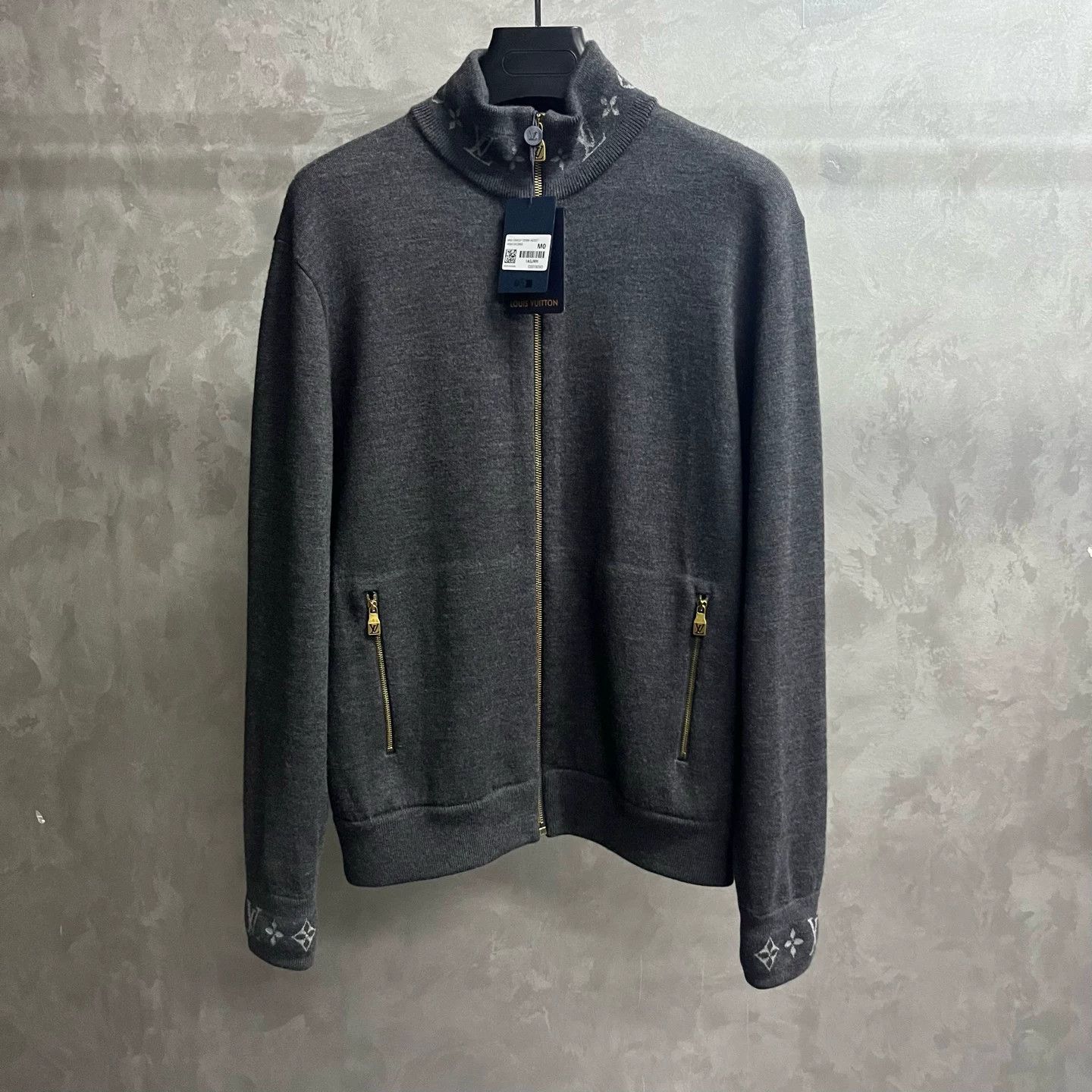 Louis Vuitton Louis Vuitton Monogram Detail Zip Jacket Gray M Size US M / EU 48-50 / 2 - 2 Thumbnail