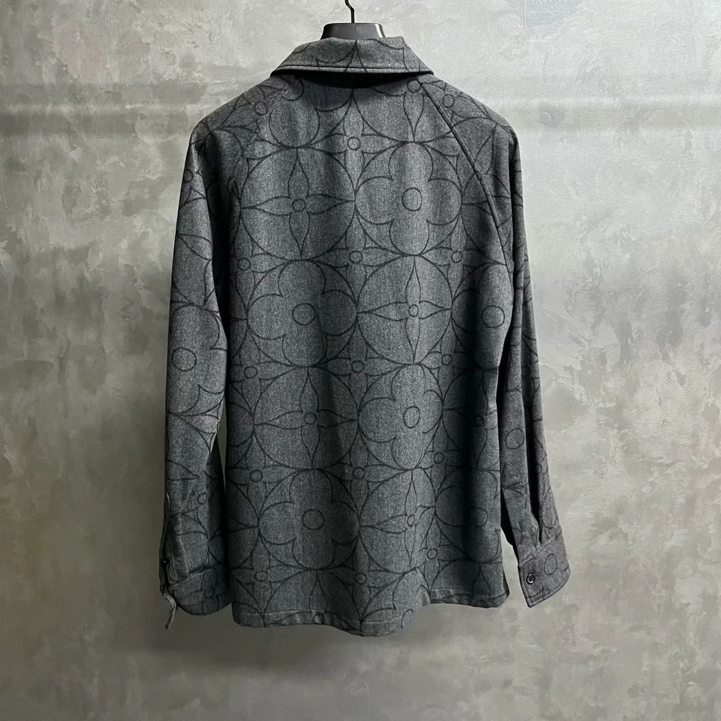 Louis Vuitton Louis Vuitton Monogram Craggy Denim Jacket Size M Size US M / EU 48-50 / 2 - 6 Thumbnail