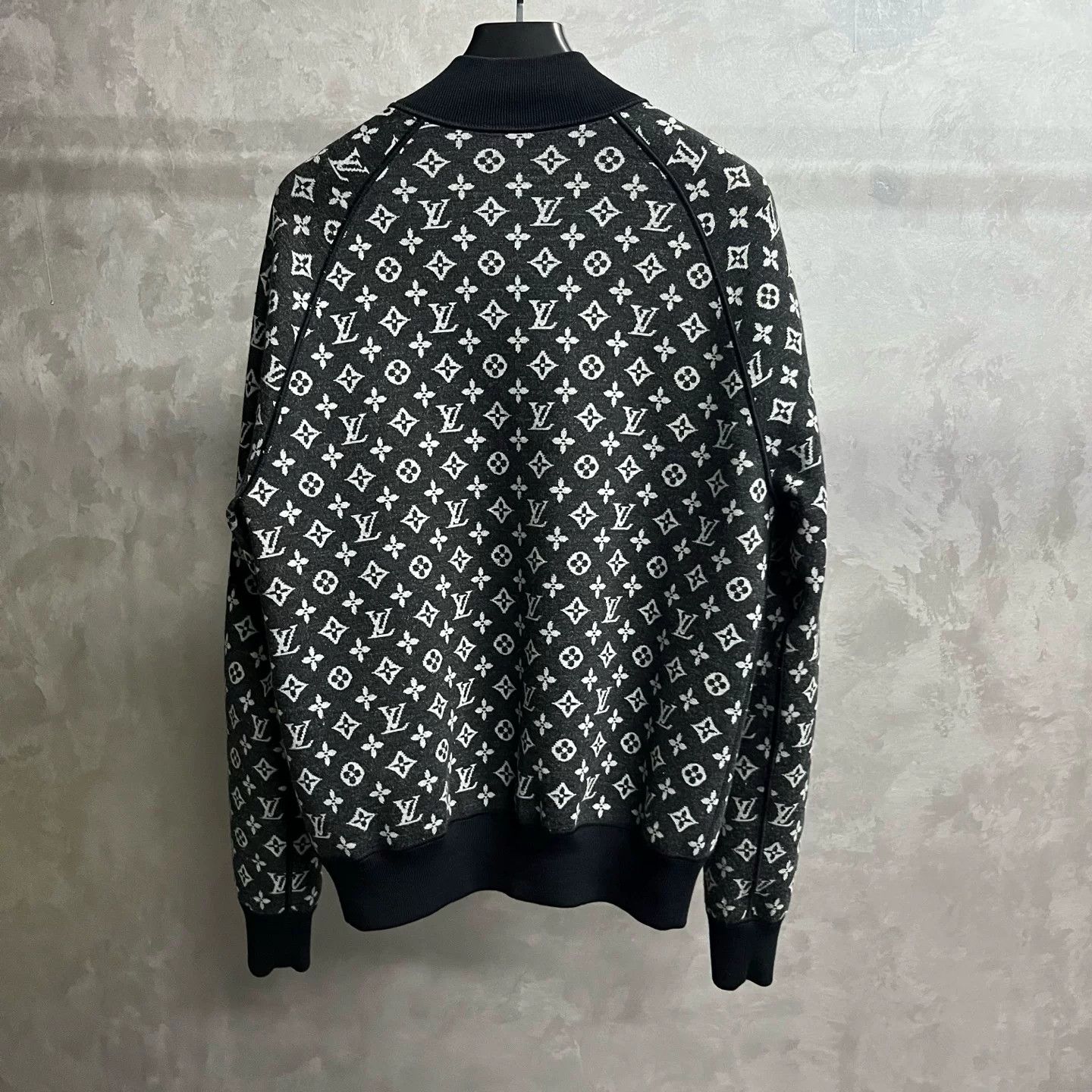 Louis Vuitton Louis Vuitton Monogram Reversible Wool Jacket Size L Size US L / EU 52-54 / 3 - 6 Thumbnail